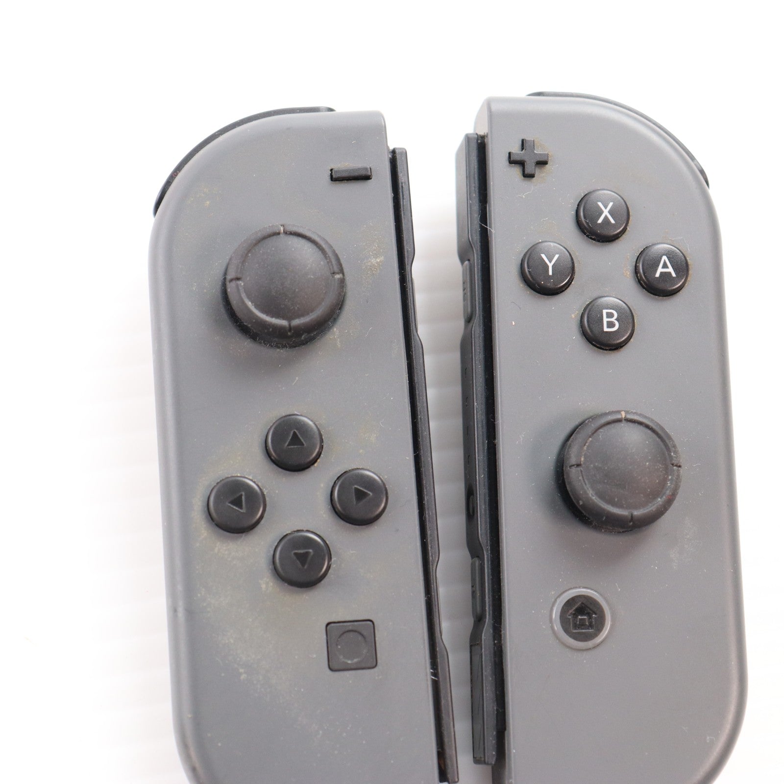 【中古即納】[Switch] (本体) マイニンテンドーストア限定 Nintendo Switchカスタマイズ Joy-Con(L)/R グレー Joy-Conストラップ ブラック 任天堂(HAC-S-KAAAA)(20170303)