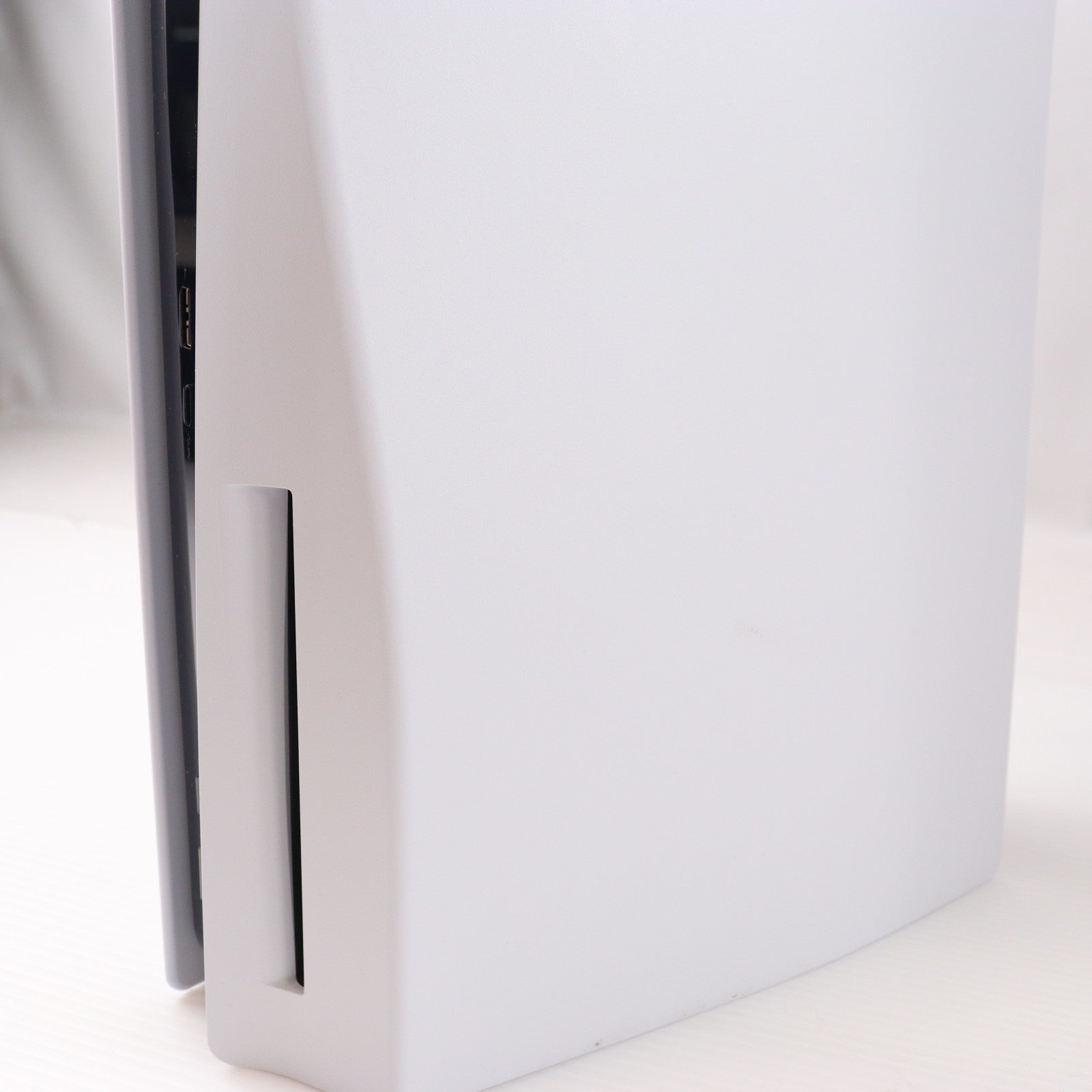 【中古即納】[PS5] (本体) PlayStation 5(プレイステーション5) SIE(CFI-1100A01)(20210824)