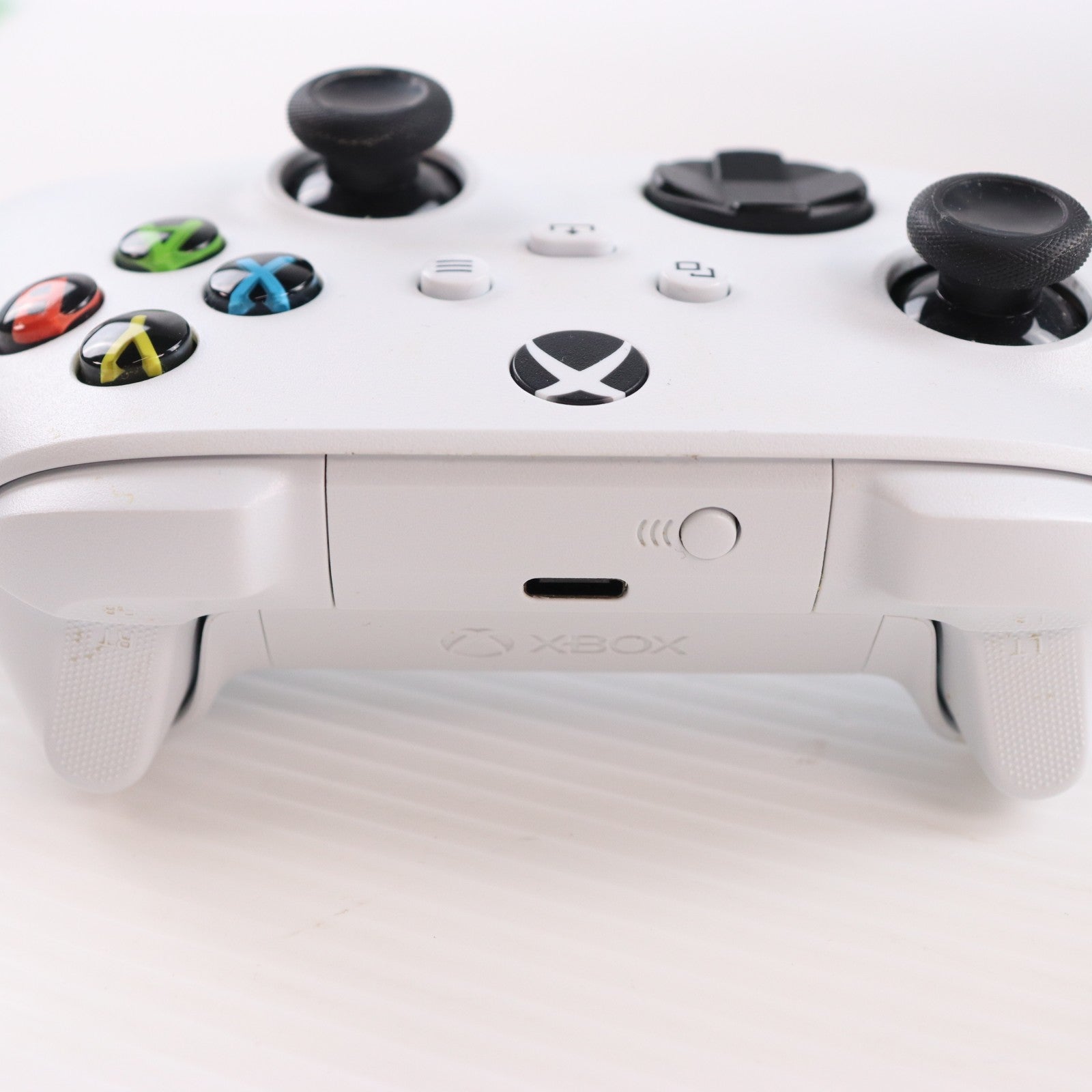 【中古即納】[XboxX/S] (本体) Xbox Series X 1TB デジタルエディション 日本マイクロソフト(EP2-00708)(20241015)