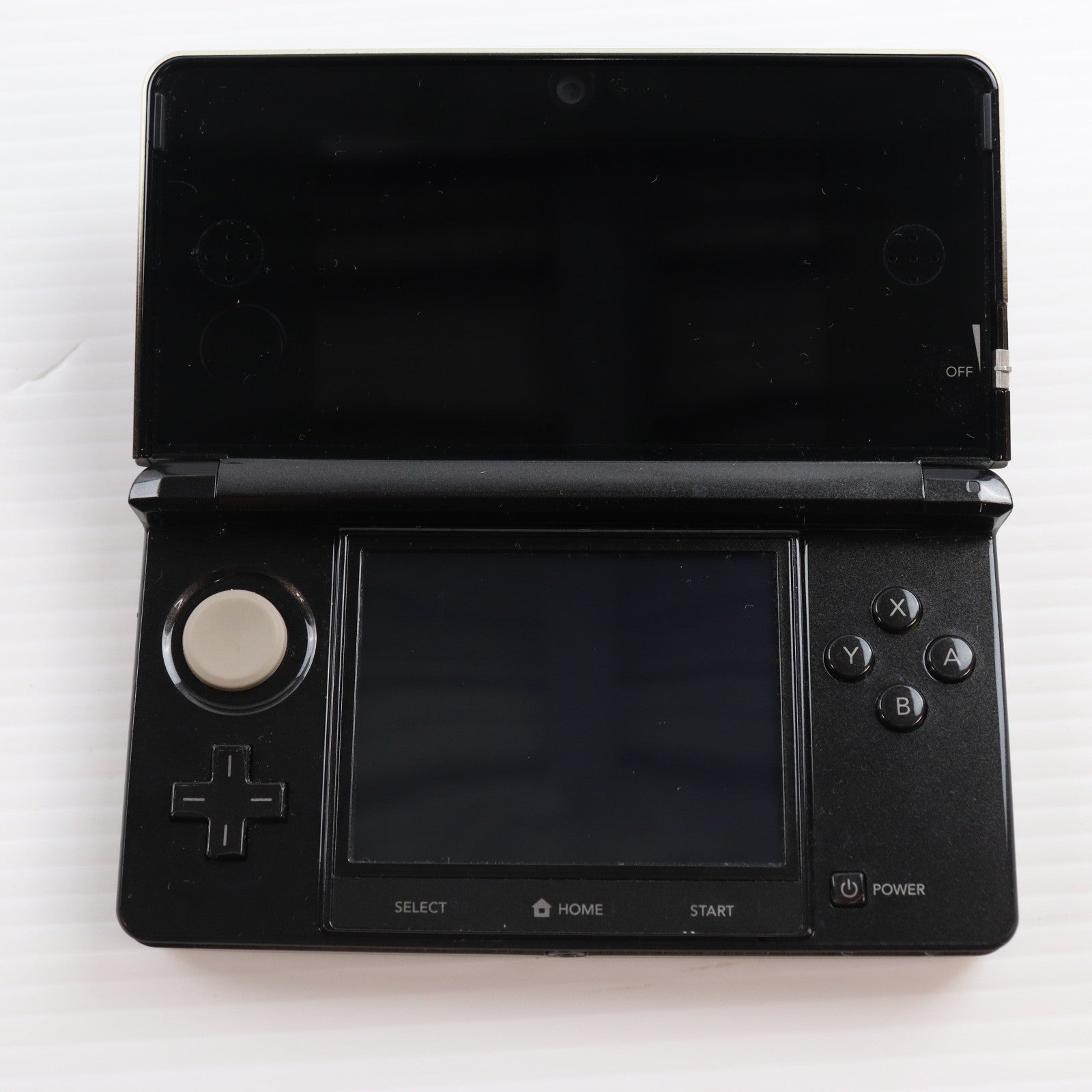【中古即納】[3DS] (本体) ニンテンドー3DS コスモブラック 任天堂(CTR-S-KAAA)(20110226)