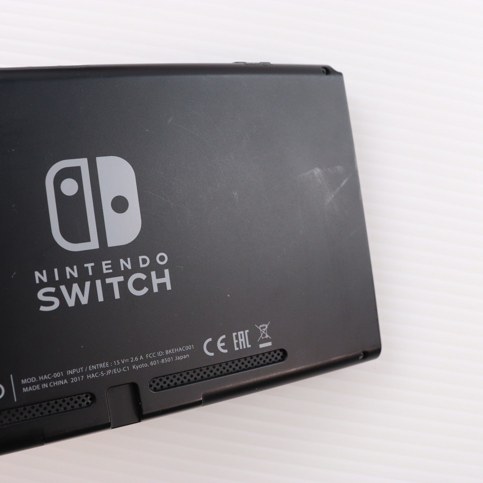 【中古即納】[Switch] (本体) Nintendo Switch(ニンテンドースイッチ) Joy-Con(L) ネオンブルー/R ネオンレッド 任天堂(HAC-S-KABAA)(20170303)