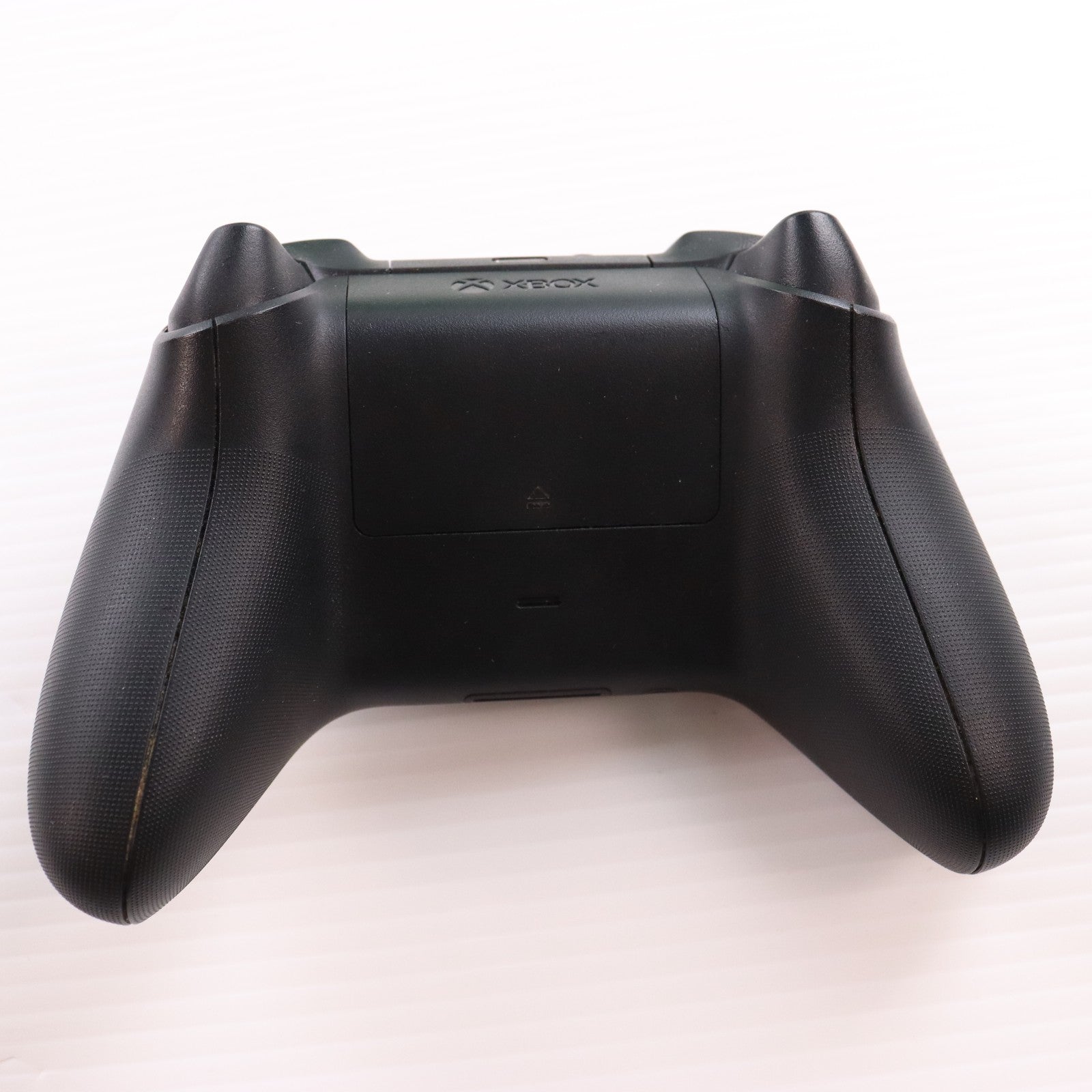 【中古即納】[XboxX/S] (本体) Xbox Series X 1TB 日本マイクロソフト(RRT-00015)(20201110)
