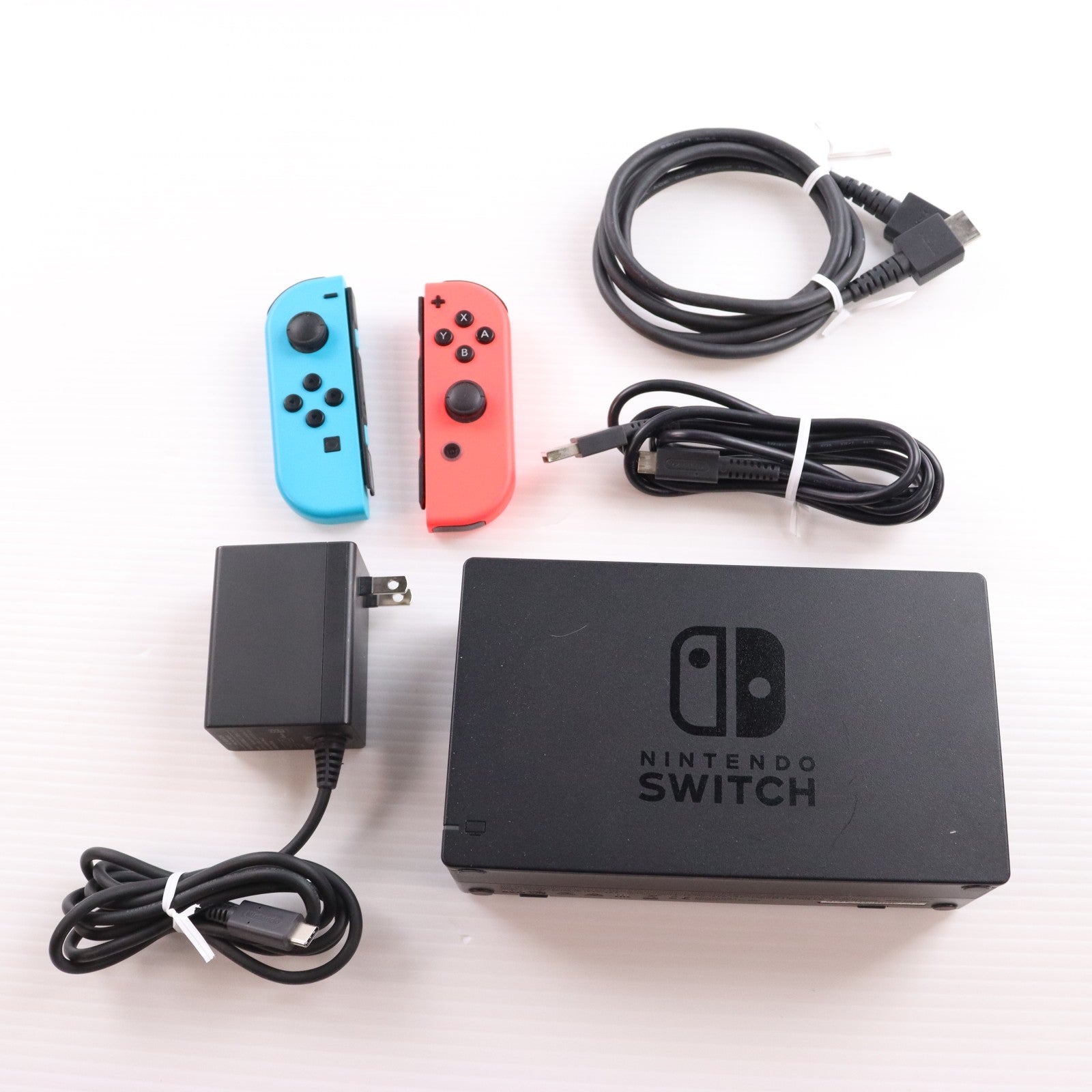 【中古即納】[Switch] (本体) Nintendo Switch(ニンテンドースイッチ) Joy-Con(L) ネオンブルー/R ネオンレッド 任天堂(HAC-S-KABAA)(20170303)
