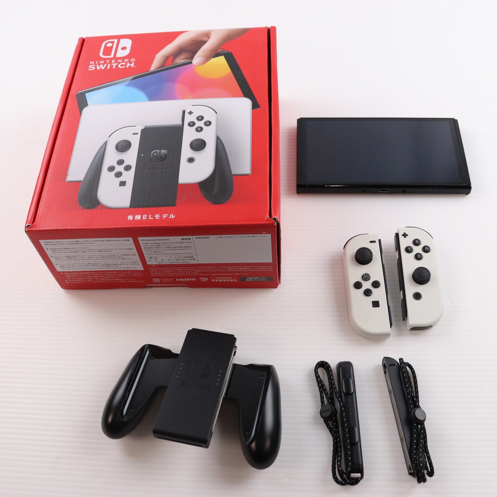 【中古即納】[Switch] (本体) Nintendo Switch(ニンテンドースイッチ) 有機ELモデル Joy-Con(L)/(R) ホワイト 任天堂(HEG-S-KAAAA)(20211008)