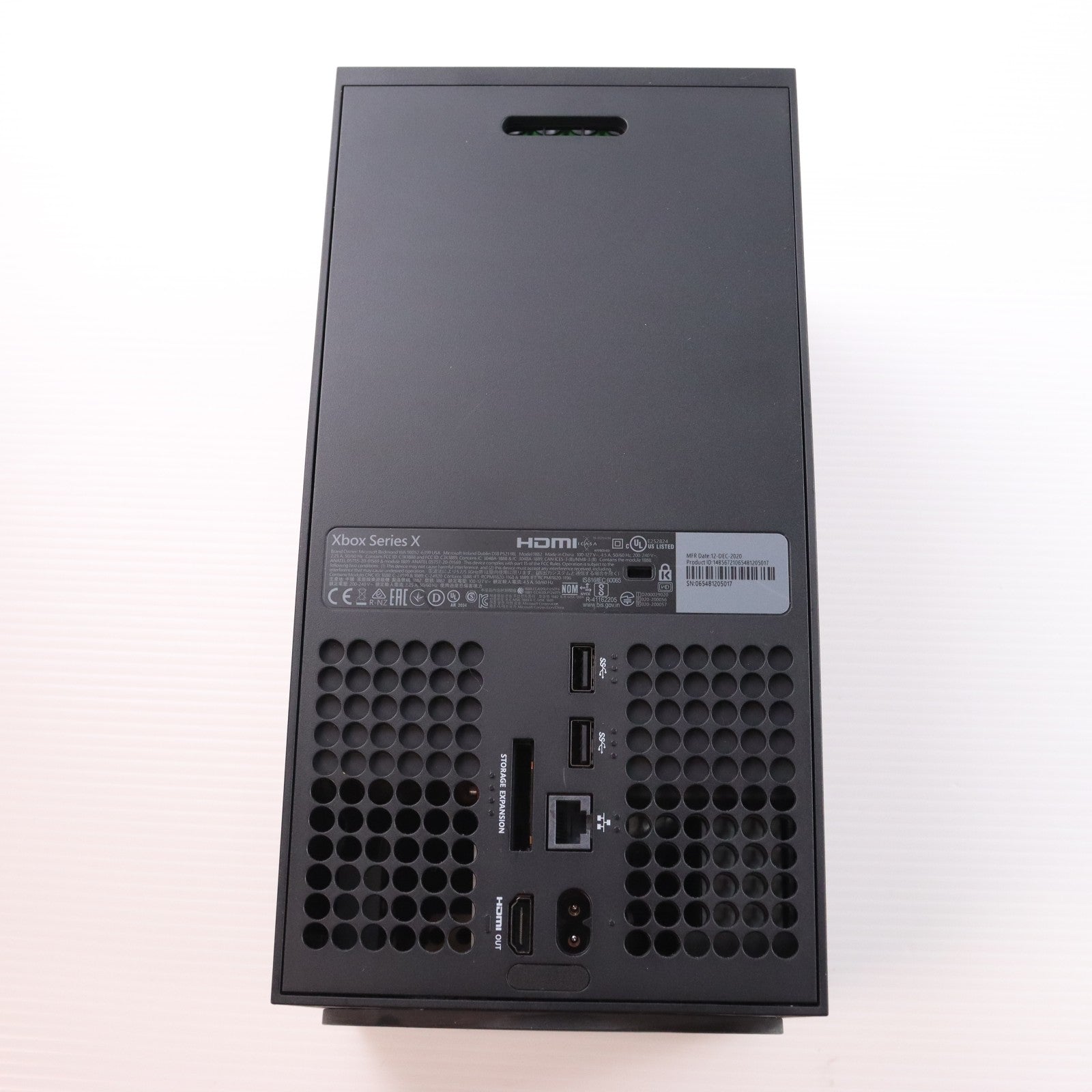 【中古即納】[XboxX/S] (本体) Xbox Series X 1TB 日本マイクロソフト(RRT-00015)(20201110)