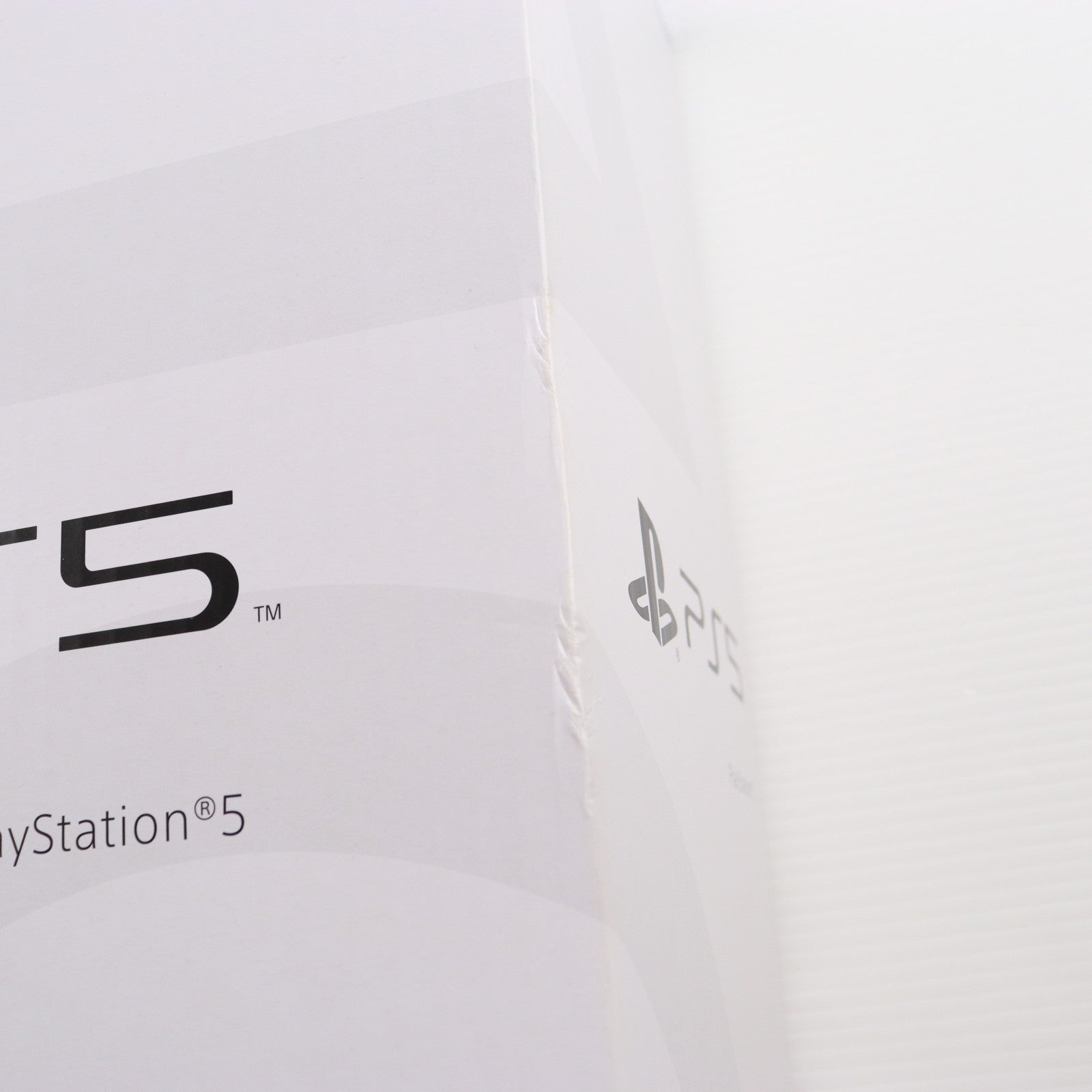 【中古即納】[PS5] (本体) PlayStation 5(プレイステーション5) SIE(CFI-1200A01)(20220915)