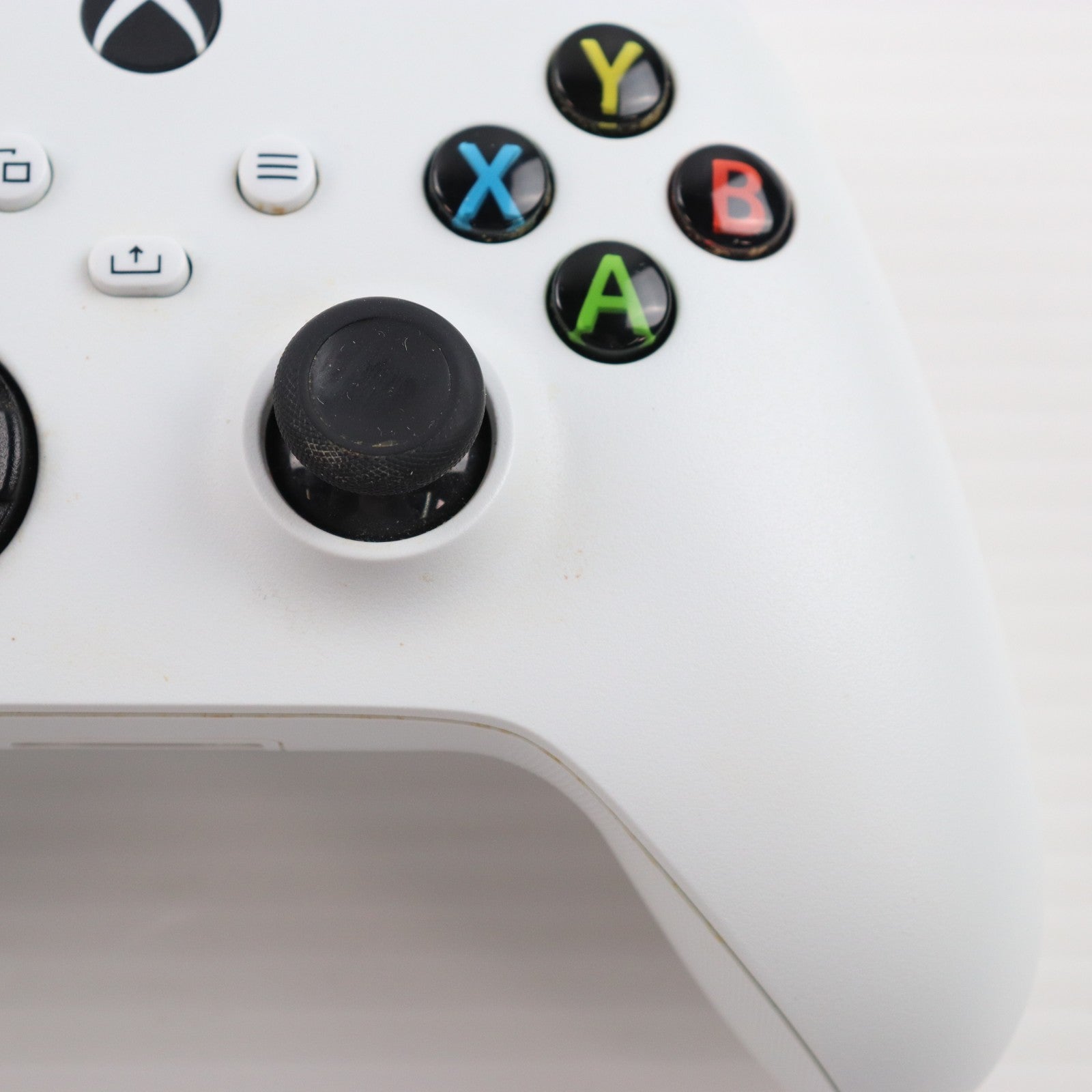 【中古即納】[XboxX/S] (本体) Xbox Series S 512GB 日本マイクロソフト(RRS-00015)(20201110)