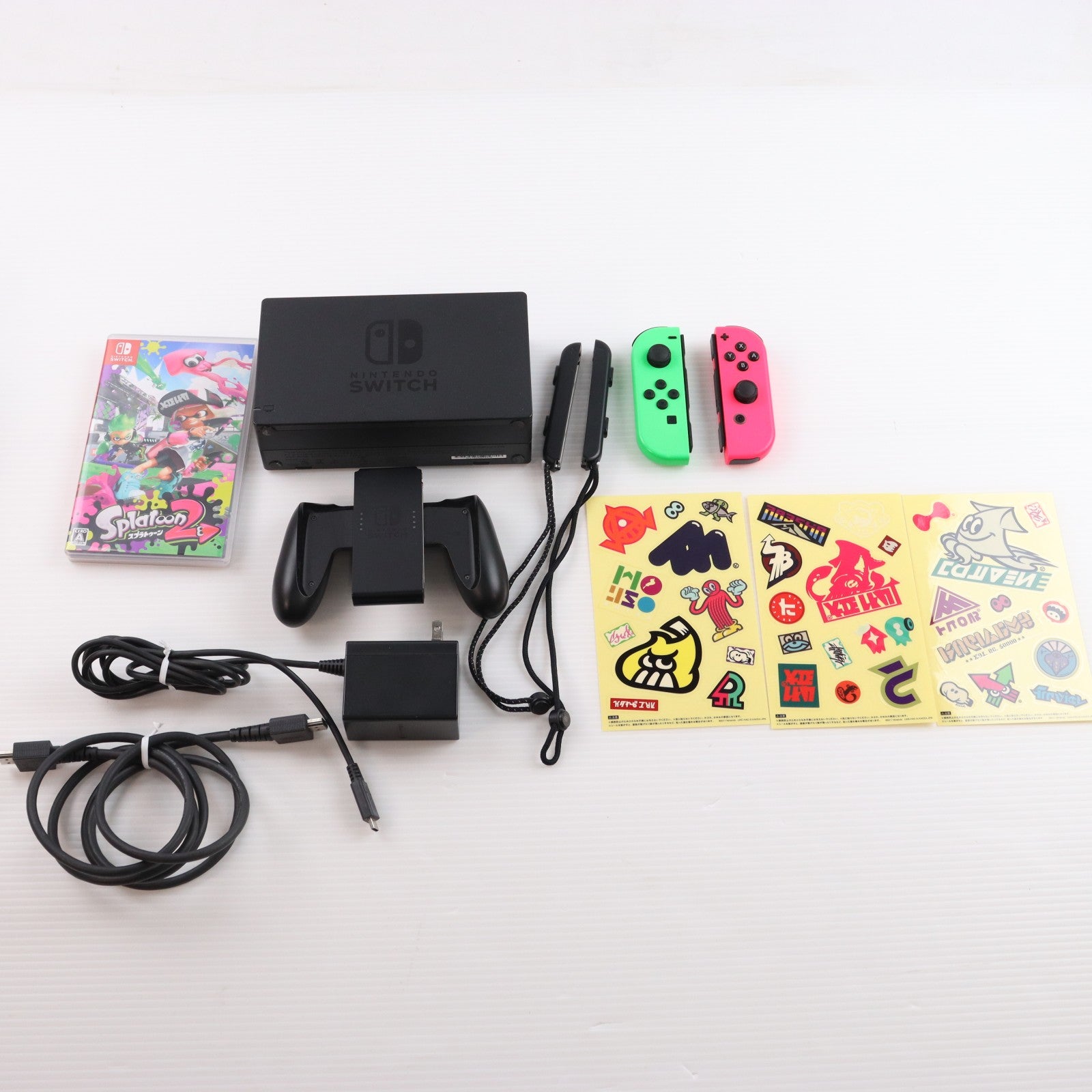 【中古即納】[Switch] (本体) Nintendo Switch(ニンテンドースイッチ) スプラトゥーン2セット 任天堂(HAC-S-KACEA)(20170721)
