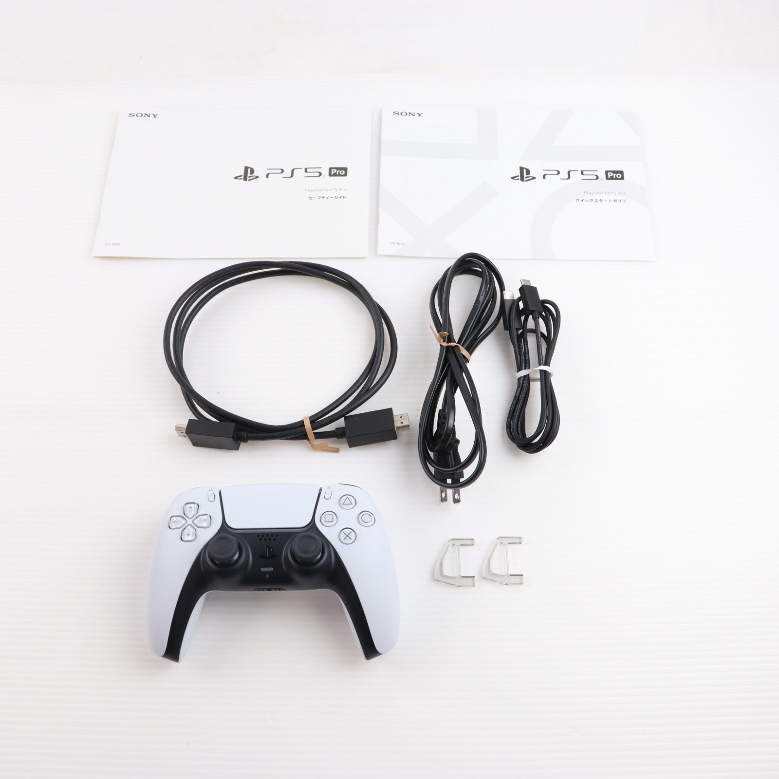 【中古即納】[PS5] (本体) PlayStation5 Pro(プレイステーション5 プロ) SIE(CFI-7000B01)(20241107)