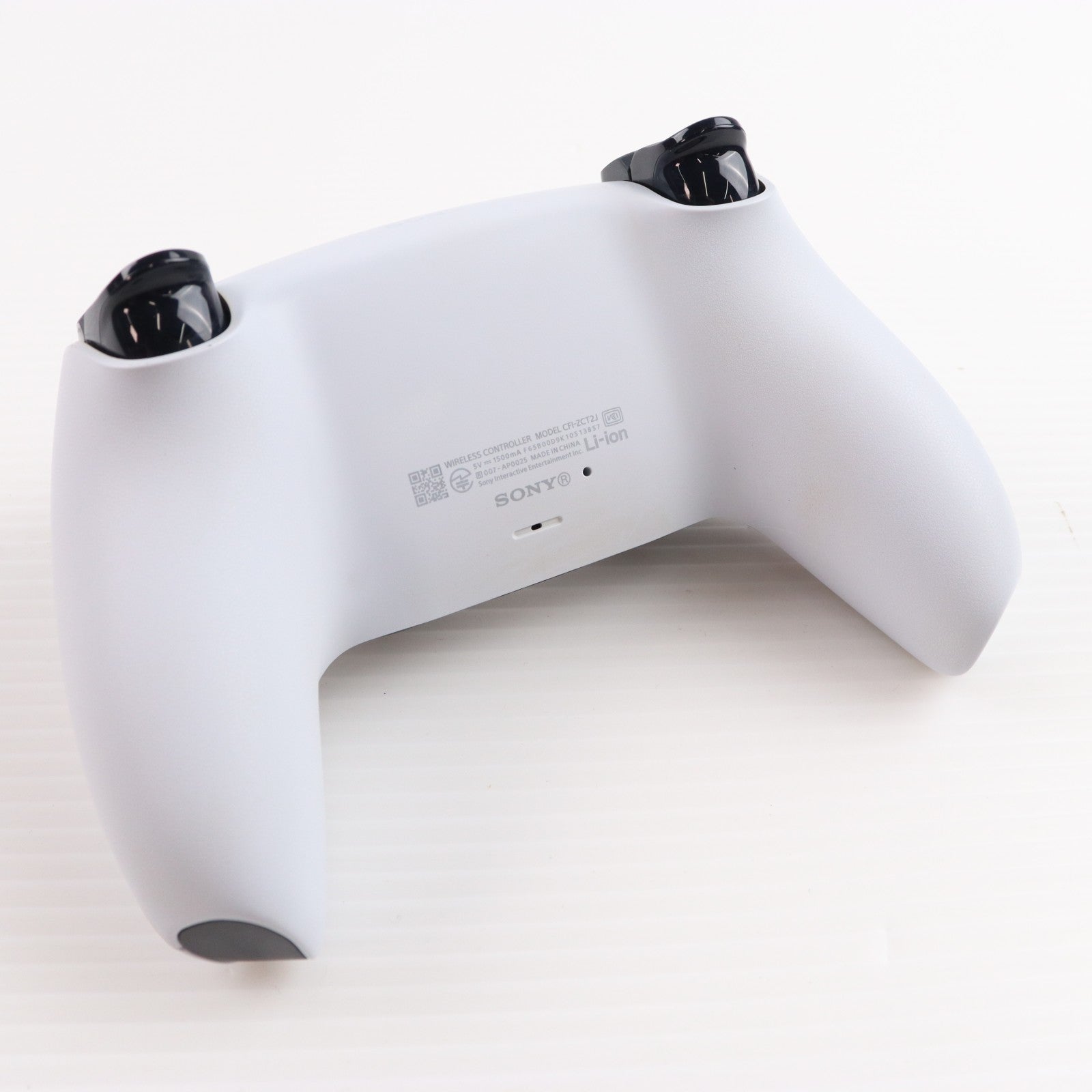 【中古即納】[PS5] (本体) PlayStation 5(プレイステーション5) デジタル・エディション 日本語専用(Console Language: Japanese only) SIE(CFI-2200B01)(20251121)