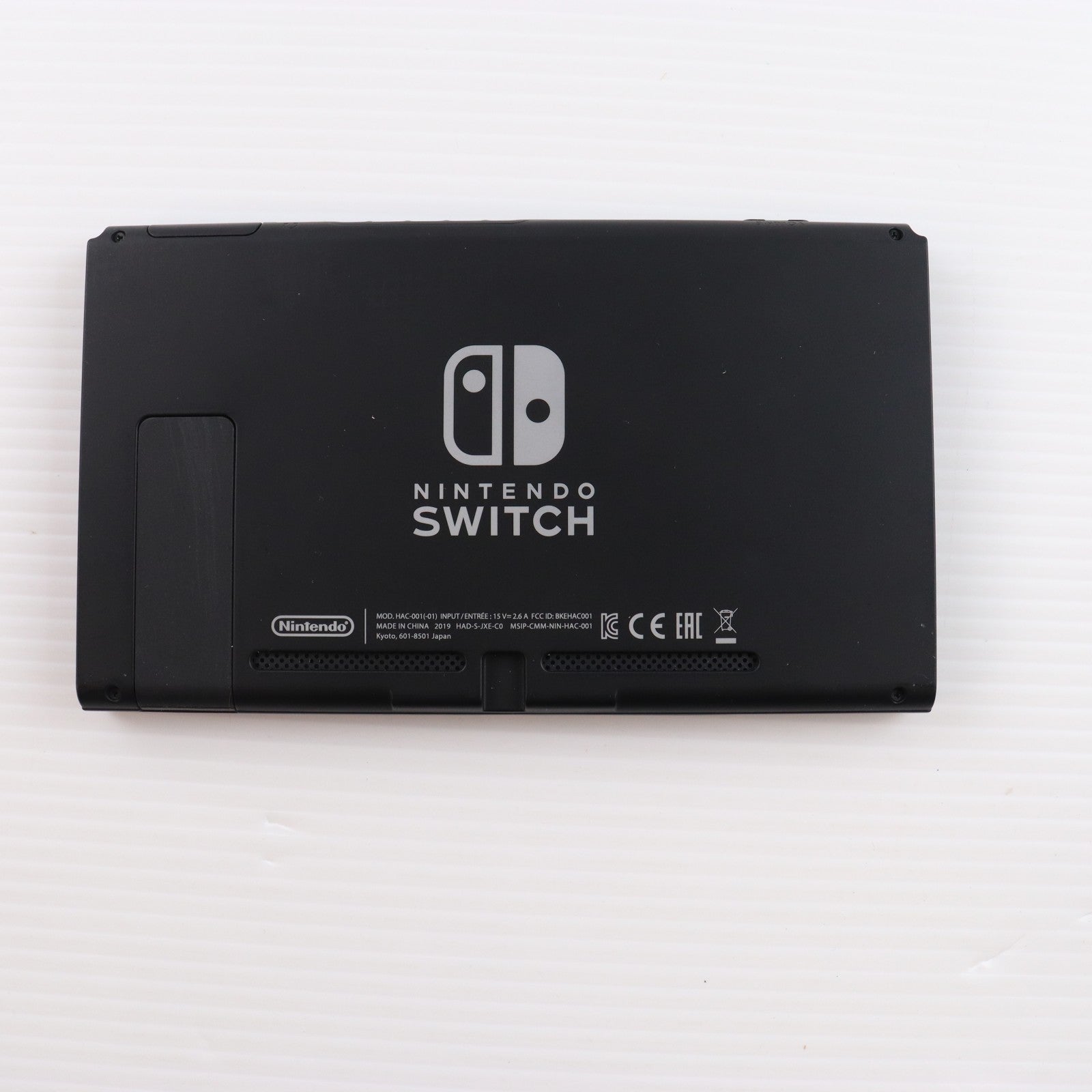 【中古即納】[Switch] (本体) Nintendo Switch(ニンテンドースイッチ) Joy-Con(L)/R グレー 任天堂(HAD-S-KAAAA)(20190830)