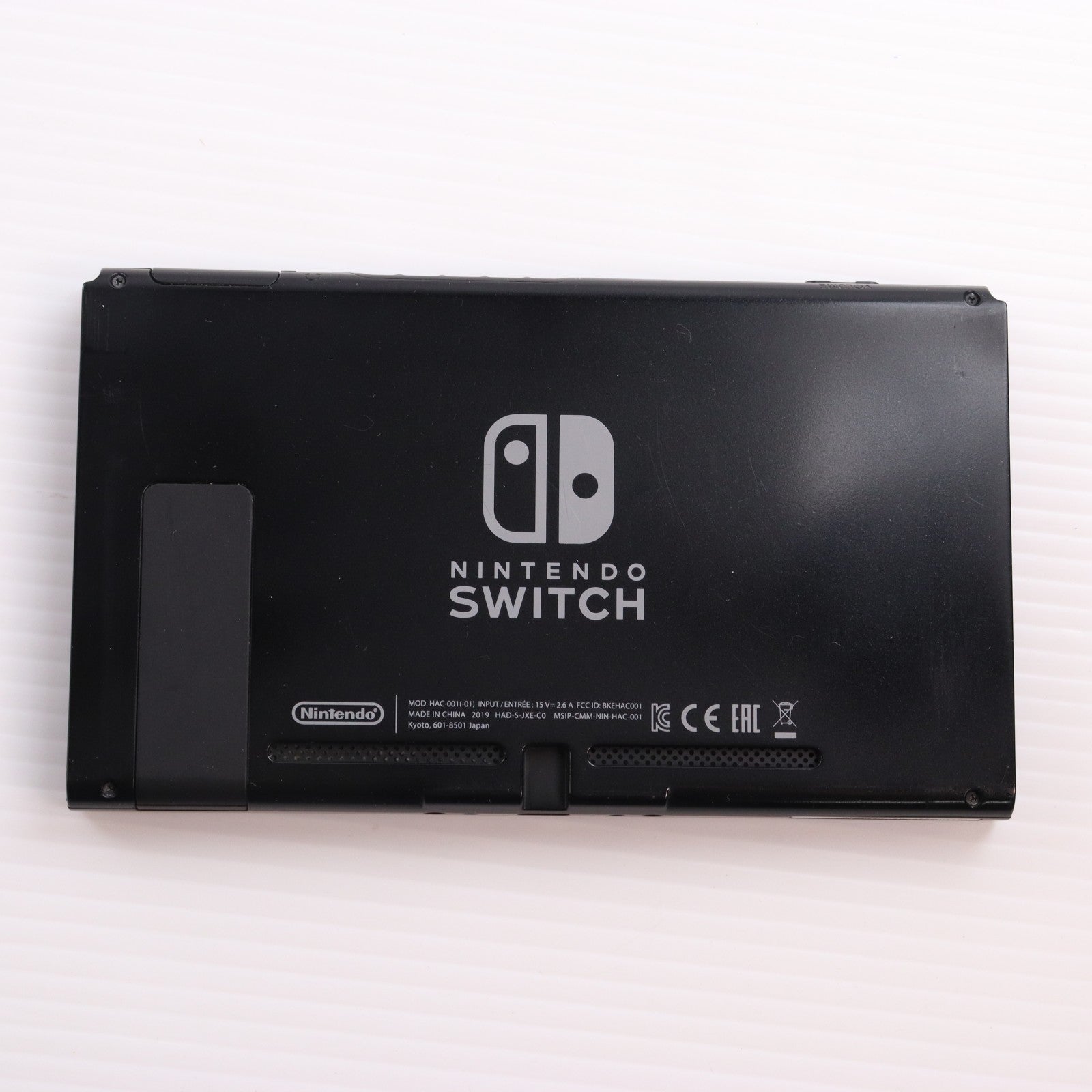 【中古即納】[Switch] (本体) Nintendo Switch(ニンテンドースイッチ) Joy-Con(L)/R グレー 任天堂(HAD-S-KAAAA)(20190830)