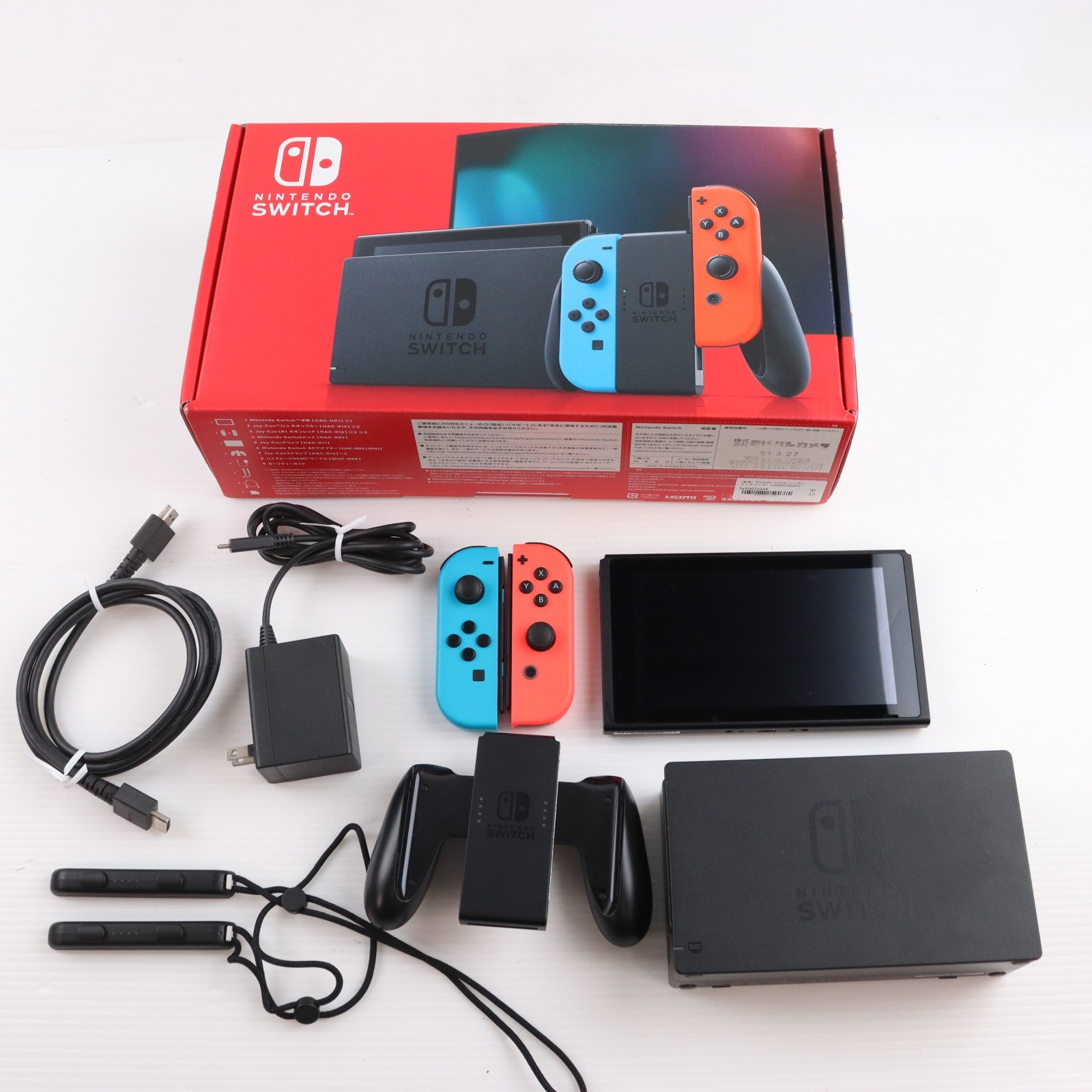 【中古即納】[Switch] (本体) Nintendo Switch(ニンテンドースイッチ) Joy-Con(L) ネオンブルー/(R) ネオンレッド 任天堂(HAD-S-KABAA)(20190830)