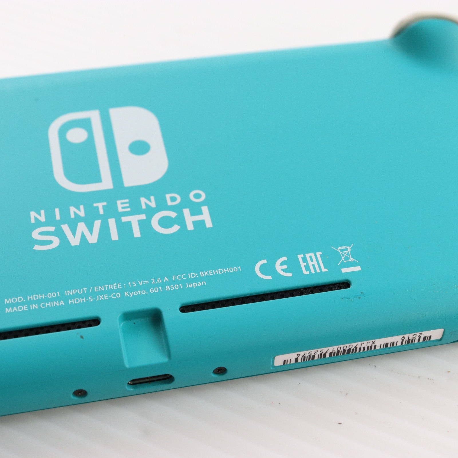 【中古即納】[Switch] (本体) Nintendo Switch Lite(ニンテンドースイッチライト) ターコイズ 任天堂(HDH-S-BAZAA)(20190920)