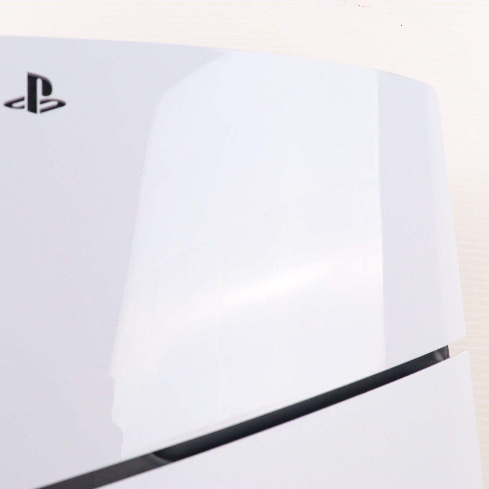【中古即納】[PS5] (本体) PlayStation 5(プレイステーション5) slimモデル(スリムモデル) SIE(CFI-2000A01)(20231110)