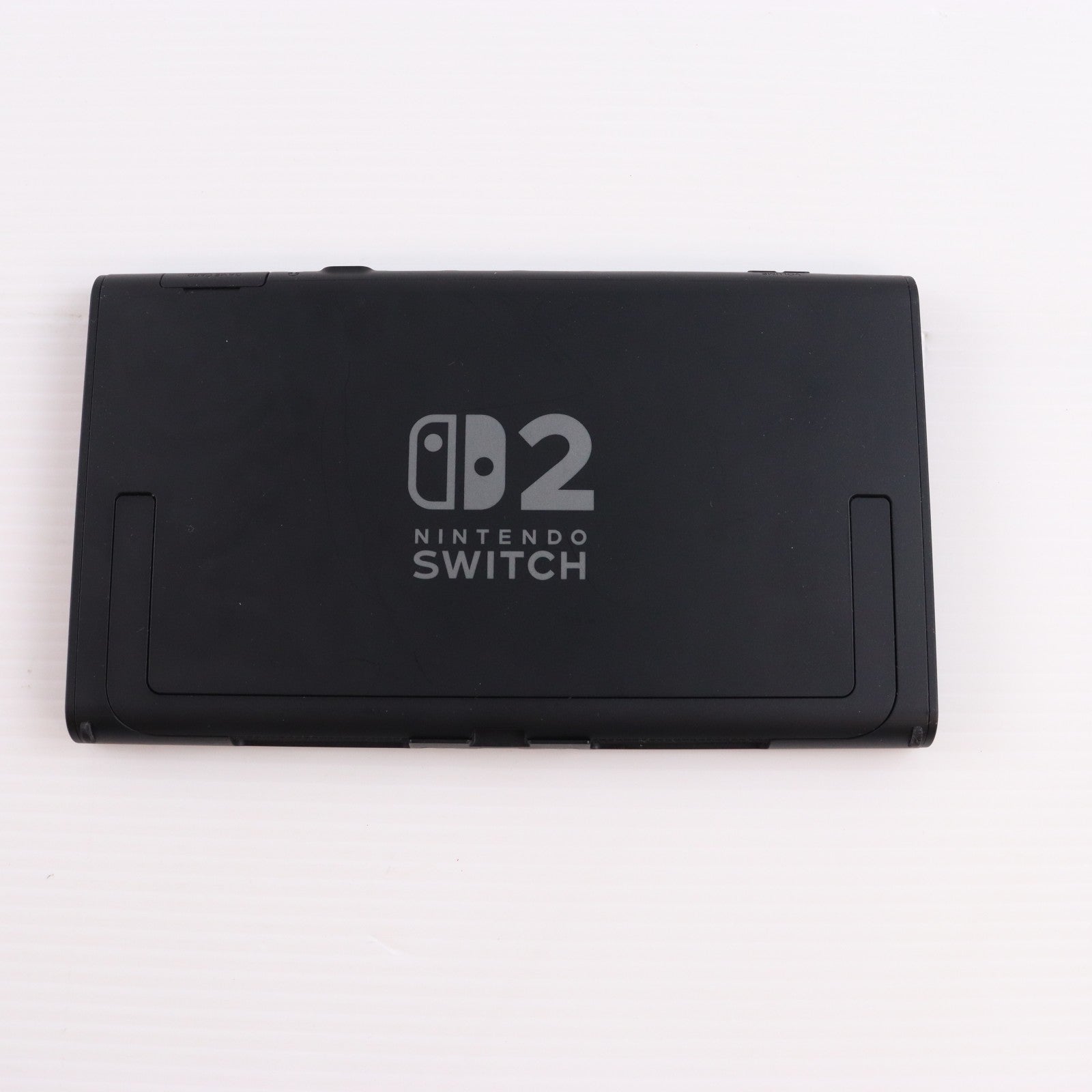 【中古即納】[Switch2] (本体) Nintendo Switch 2(ニンテンドースイッチ2)(日本語・国内専用) 任天堂(BEE-S-KB6CA)(20250605)