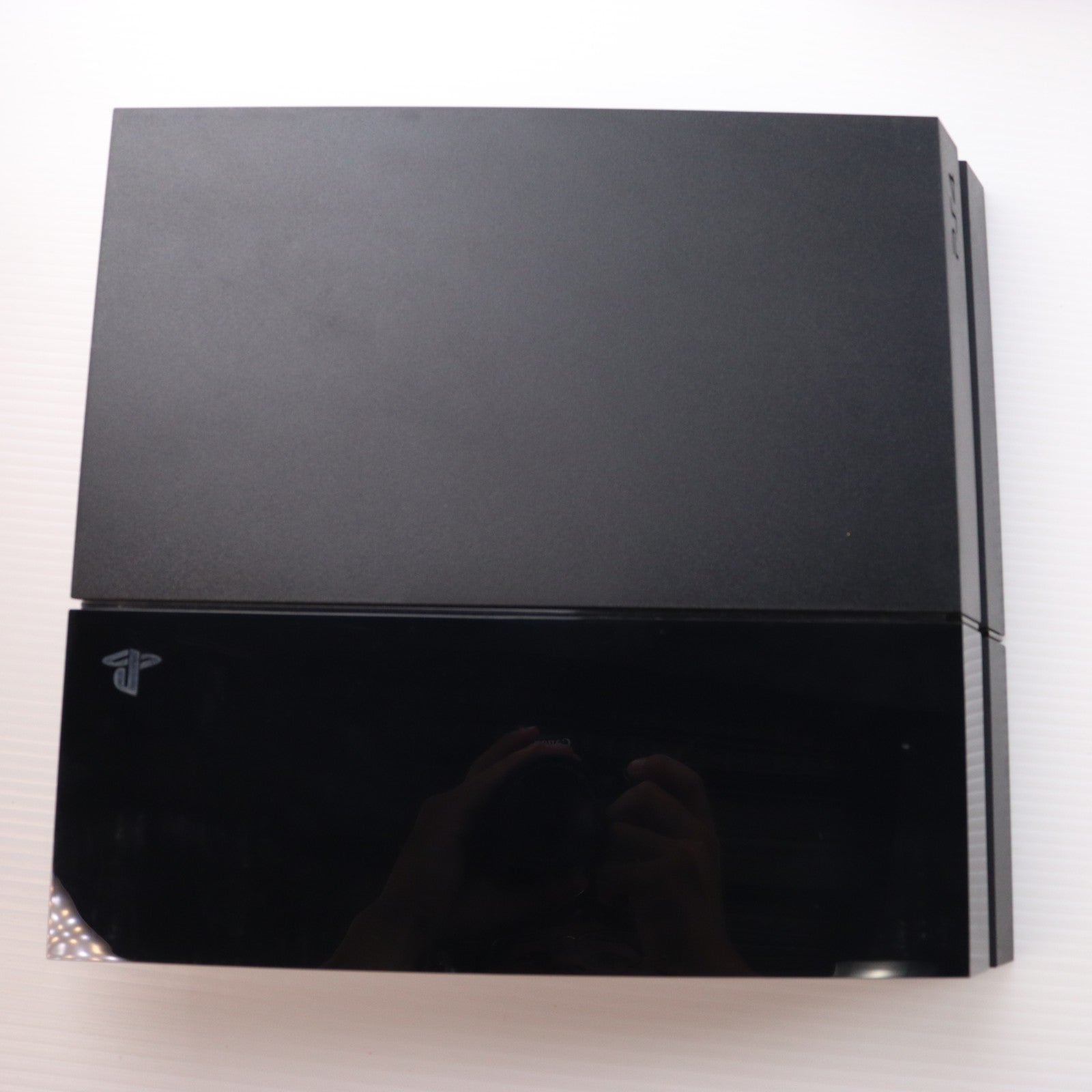 【中古即納】[PS4] (本体) PlayStation 4(プレイステーション4) ジェット・ブラック HDD500GB SCE(CUH-1100AB01)(20141009)