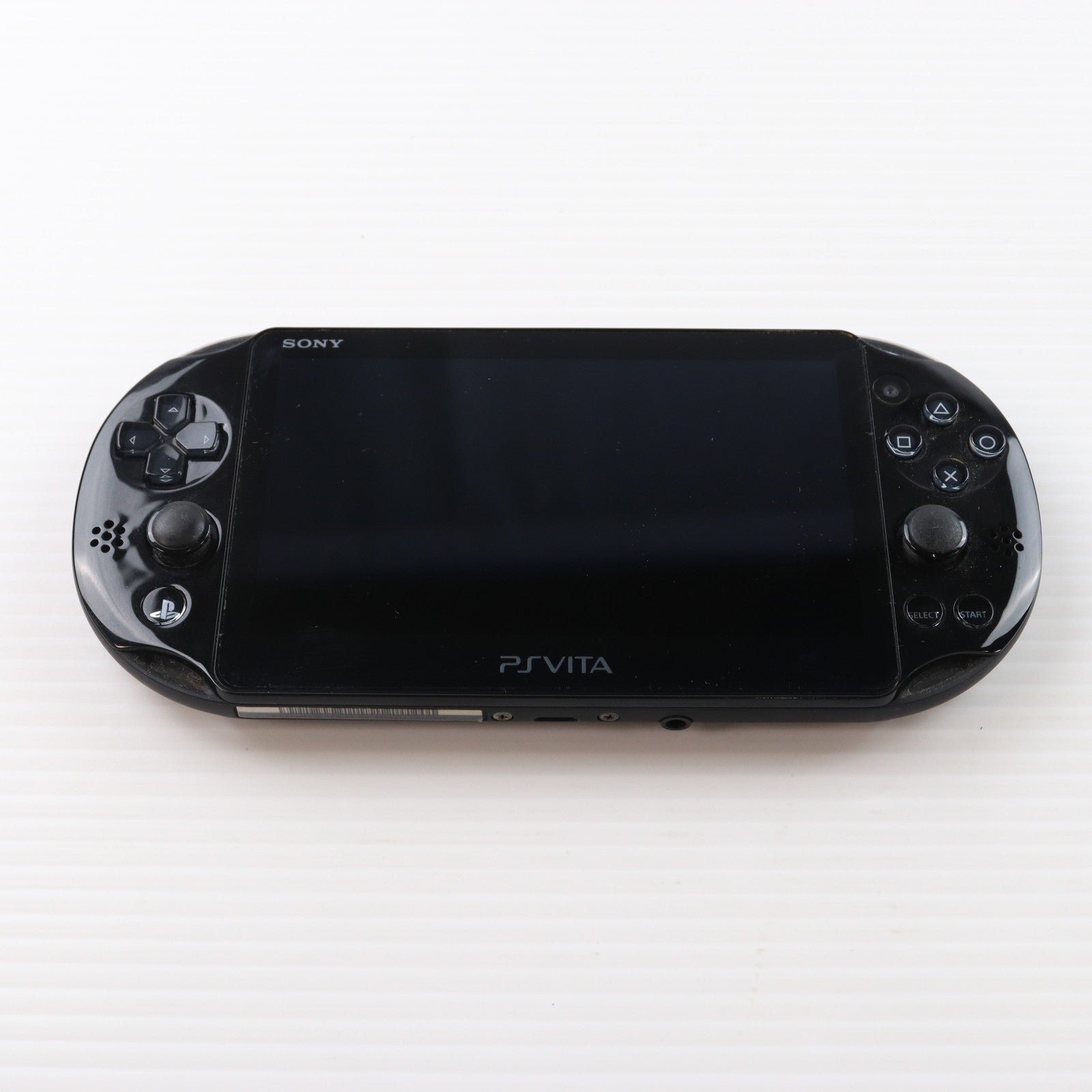 【中古即納】[PSVita] (本体) PlayStation Vita(プレイステーション ヴィータ) Wi-Fiモデル ブラック SCE(PCH-2000ZA11)(20131010)
