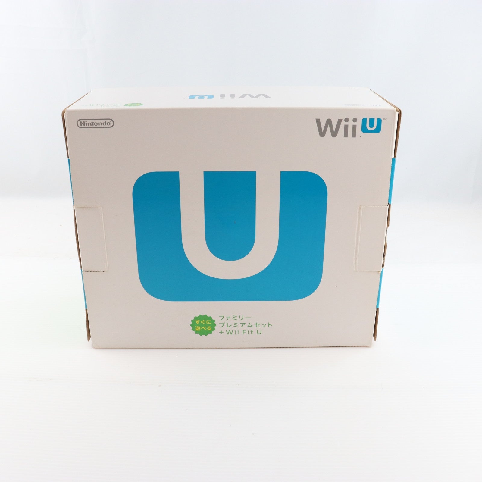 【中古即納】[WiiU] (本体) Wii U すぐに遊べるファミリープレミアムセット+Wii Fit U(シロ) 任天堂(WUP-S-WAFT)(20131205)