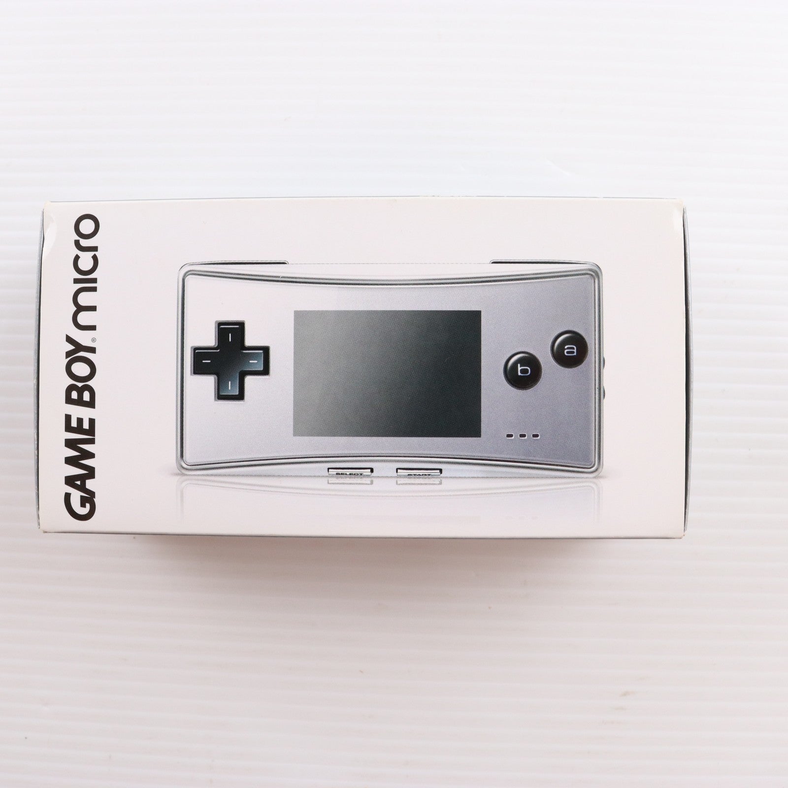 【中古即納】[GBA] (本体) GAMEBOY micro(ゲームボーイミクロ) シルバー 任天堂(OXY-S-AA)(20050913)