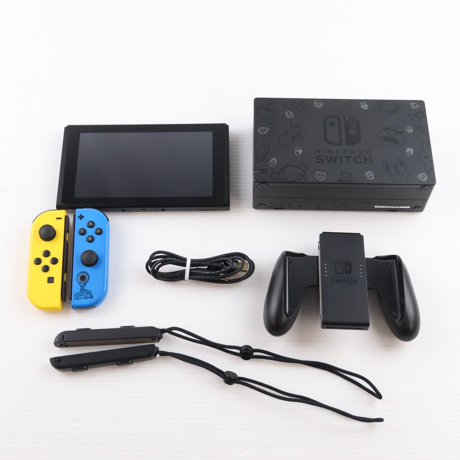 【中古即納】[Switch] (本体) Nintendo Switch(ニンテンドースイッチ) フォートナイトSpecialセット 任天堂(HAD-S-KFAGE)(20201106)