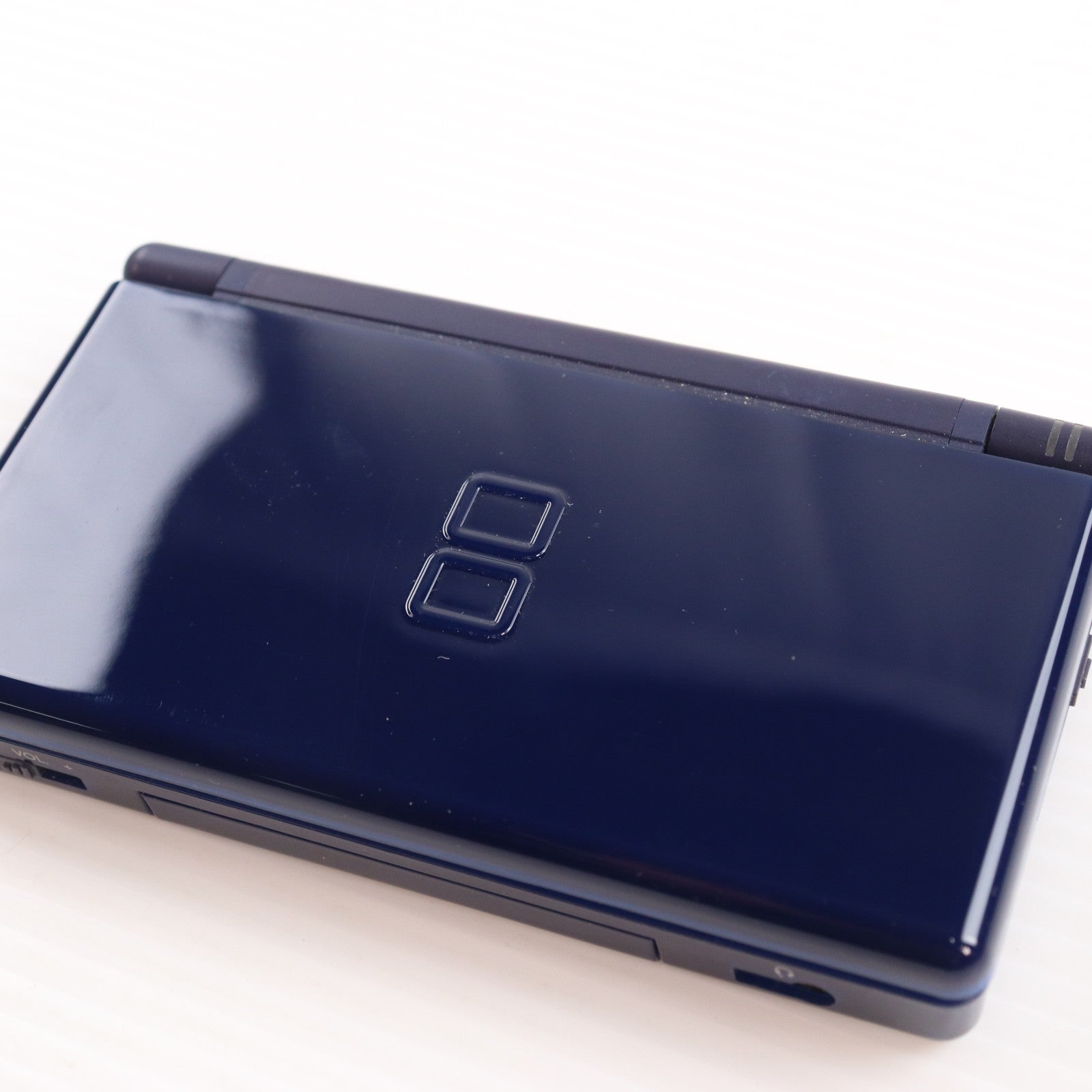【中古即納】[NDS] (本体) ニンテンドーDS Lite(ライト) エナメルネイビー 任天堂(USG-S-NBA)(20060311)
