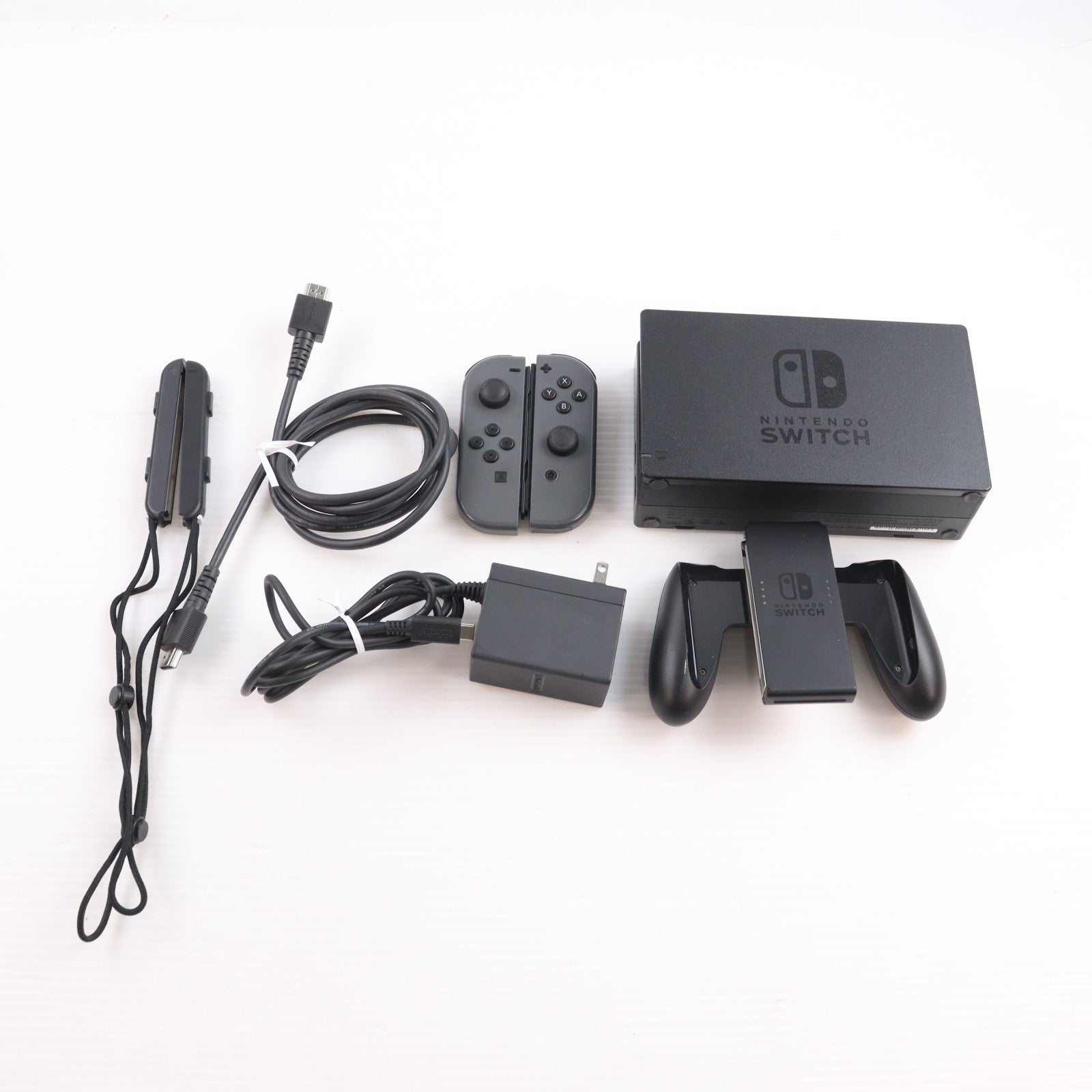 【中古即納】[Switch] (本体) Nintendo Switch(ニンテンドースイッチ) Joy-Con(L)/R グレー 任天堂(HAD-S-KAAAA)(20190830)