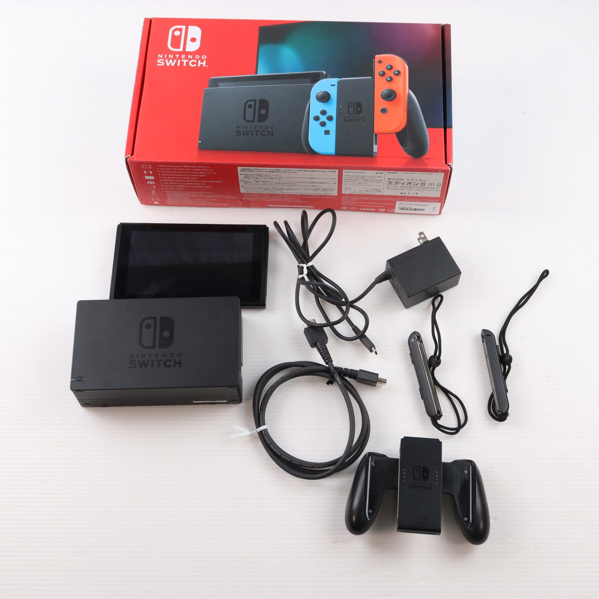【中古即納】[Switch] (本体) Nintendo Switch(ニンテンドースイッチ) Joy-Con(L) ネオンブルー/(R) ネオンレッド 任天堂(HAD-S-KABAA)(20190830)