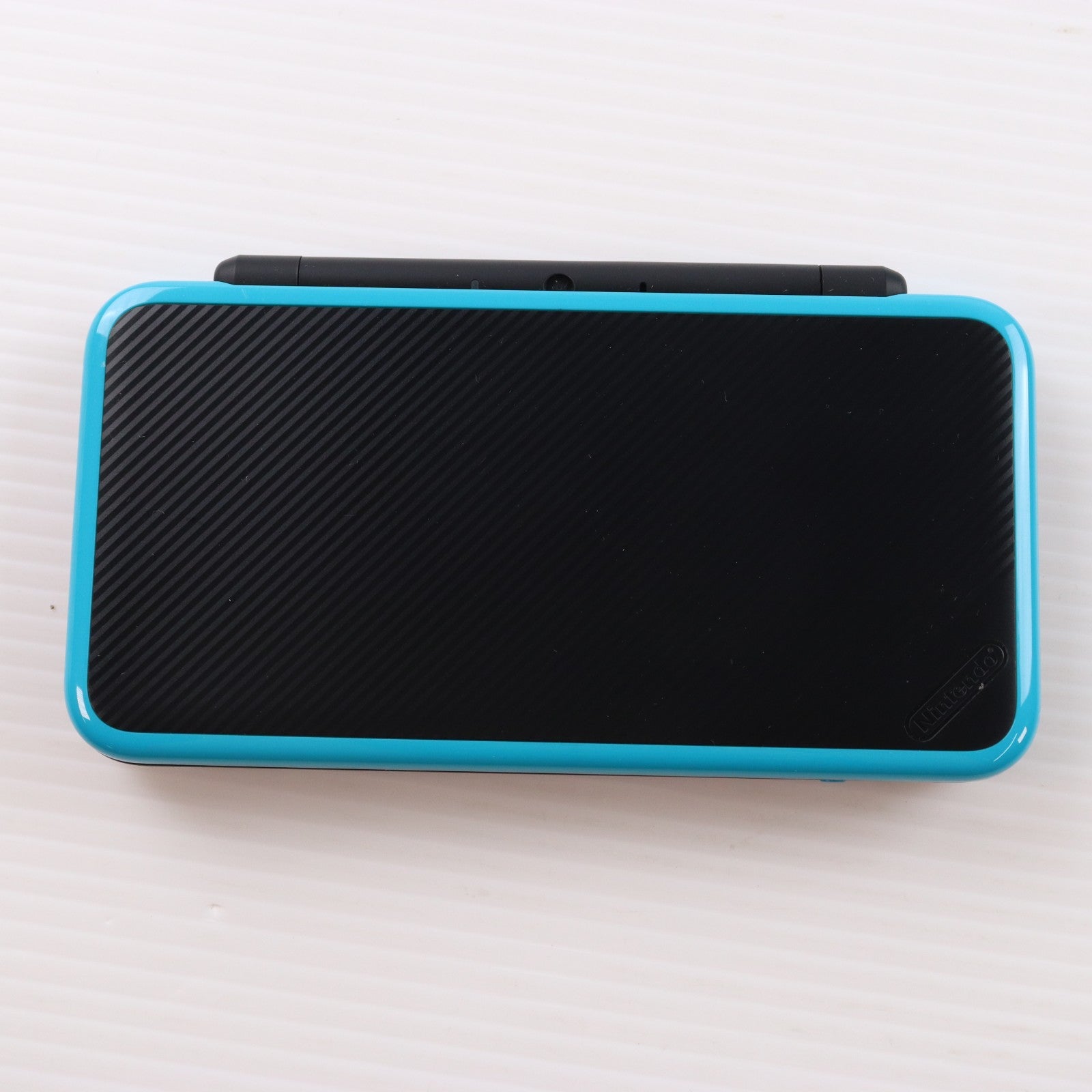 【中古即納】[3DS] (本体) Newニンテンドー2DS LL ブラック×ターコイズ 任天堂(JAN-S-BAAA)(20170713)