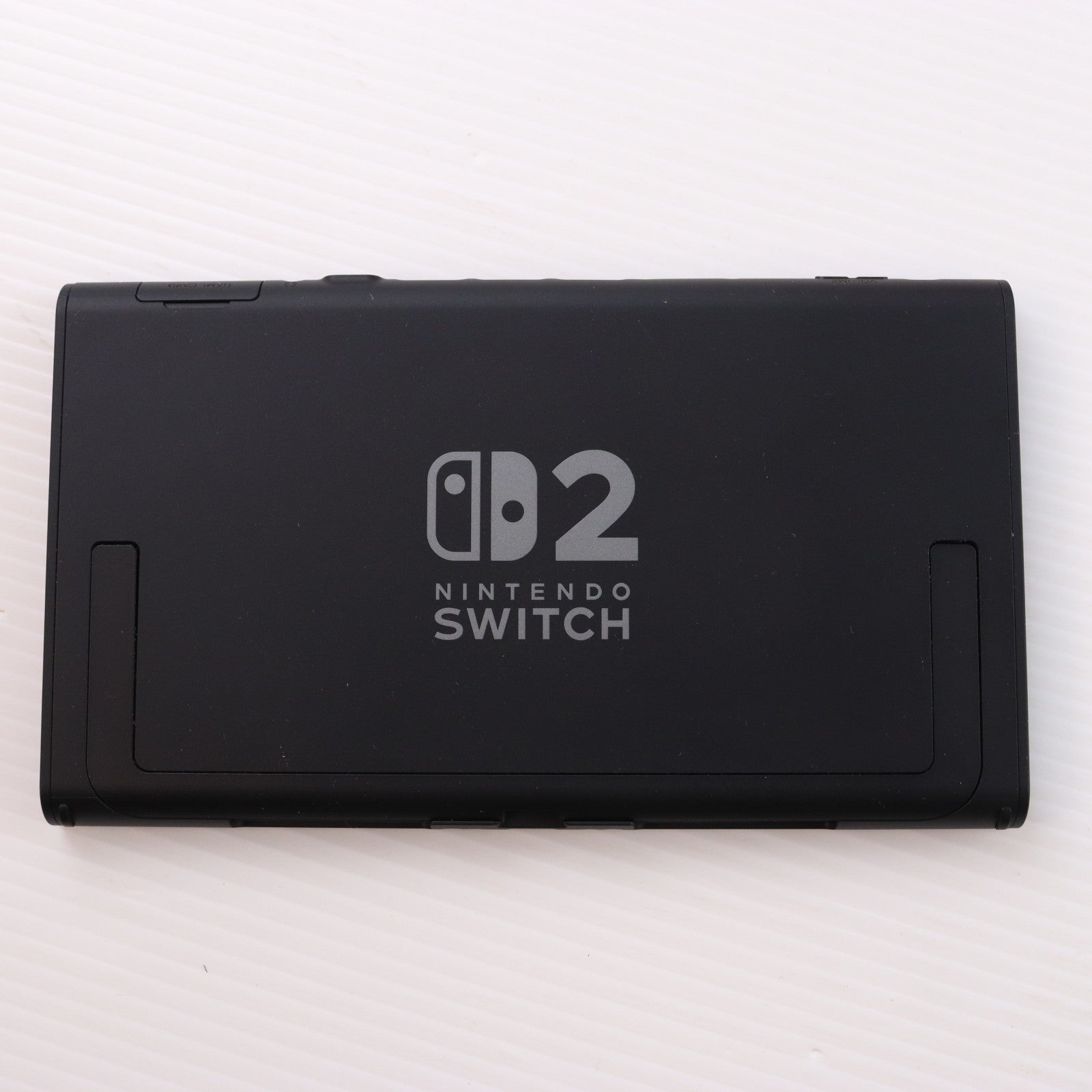 【中古即納】[Switch2] (本体) Nintendo Switch 2(ニンテンドースイッチ2)(日本語・国内専用) 任天堂(BEE-S-KB6CA)(20250605)