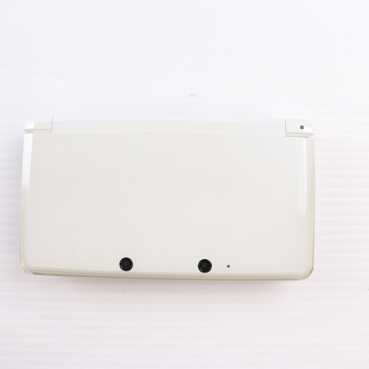 【中古即納】[3DS] (本体) ニンテンドー3DS アイスホワイト 任天堂(CTR-S-WAAA)(20111103)