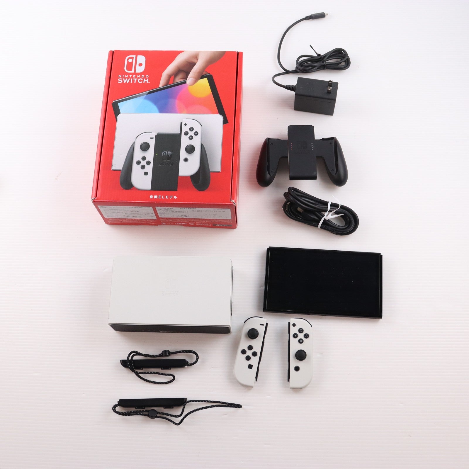 【中古即納】[Switch] (本体) Nintendo Switch(ニンテンドースイッチ) 有機ELモデル Joy-Con(L)/(R) ホワイト 任天堂(HEG-S-KAAAA)(20211008)
