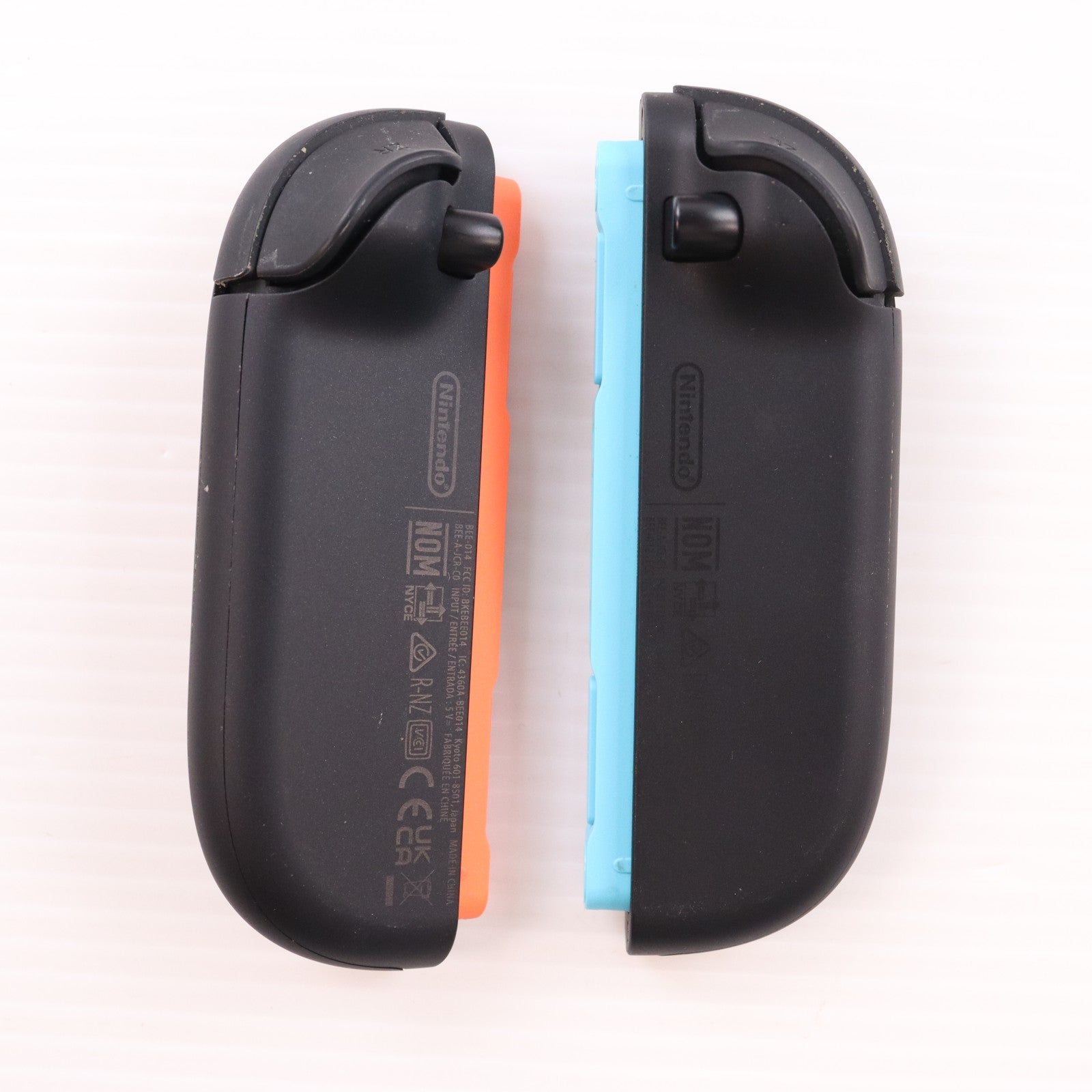 【中古即納】[Switch2] (本体) Nintendo Switch 2(ニンテンドースイッチ2)(日本語・国内専用) 任天堂(BEE-S-KB6CA)(20250605)