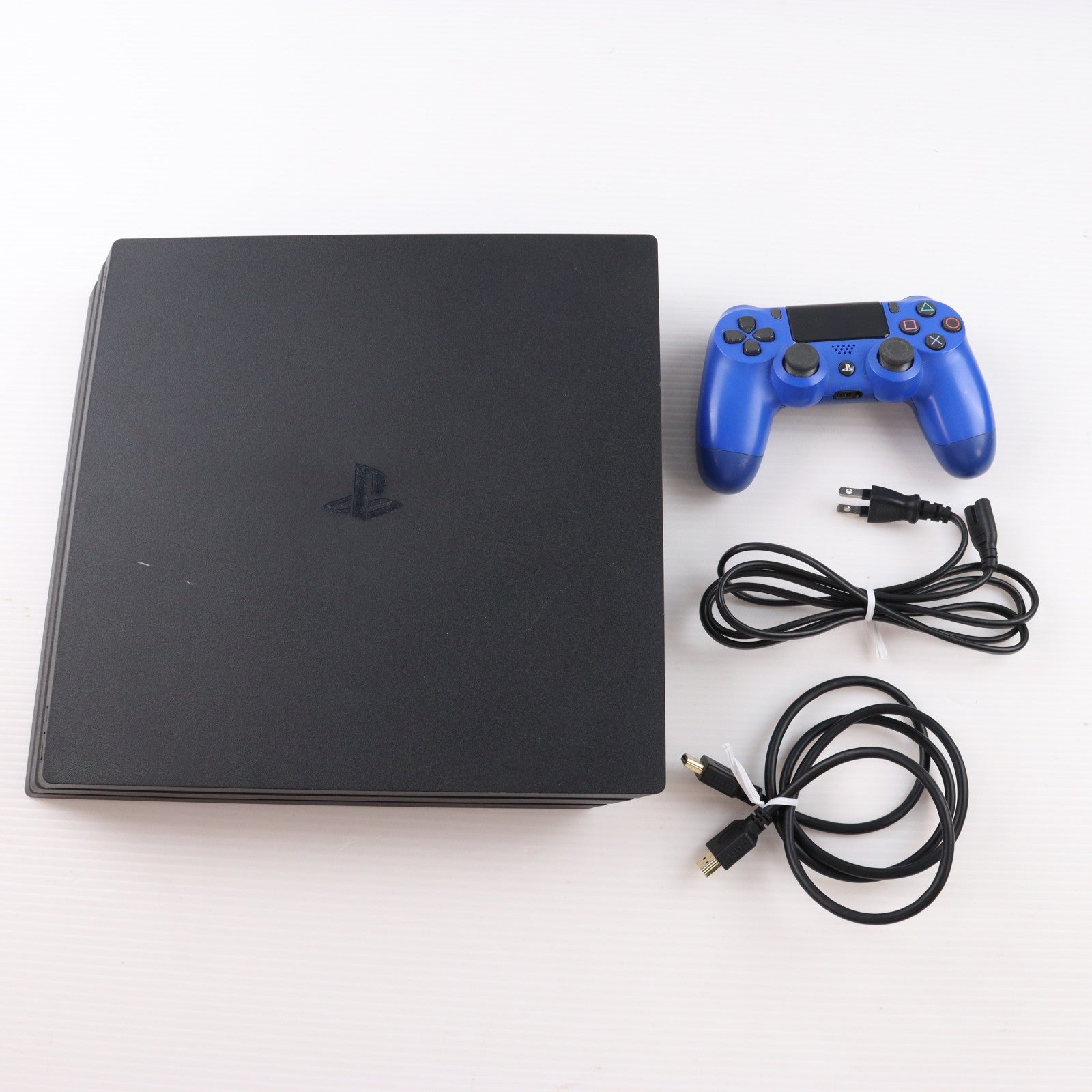 【中古即納】[PS4] (本体) PlayStation 4 Pro(プレイステーション4 プロ) ジェット・ブラック 1TB SIE(CUH-7200BB01)(20180927)