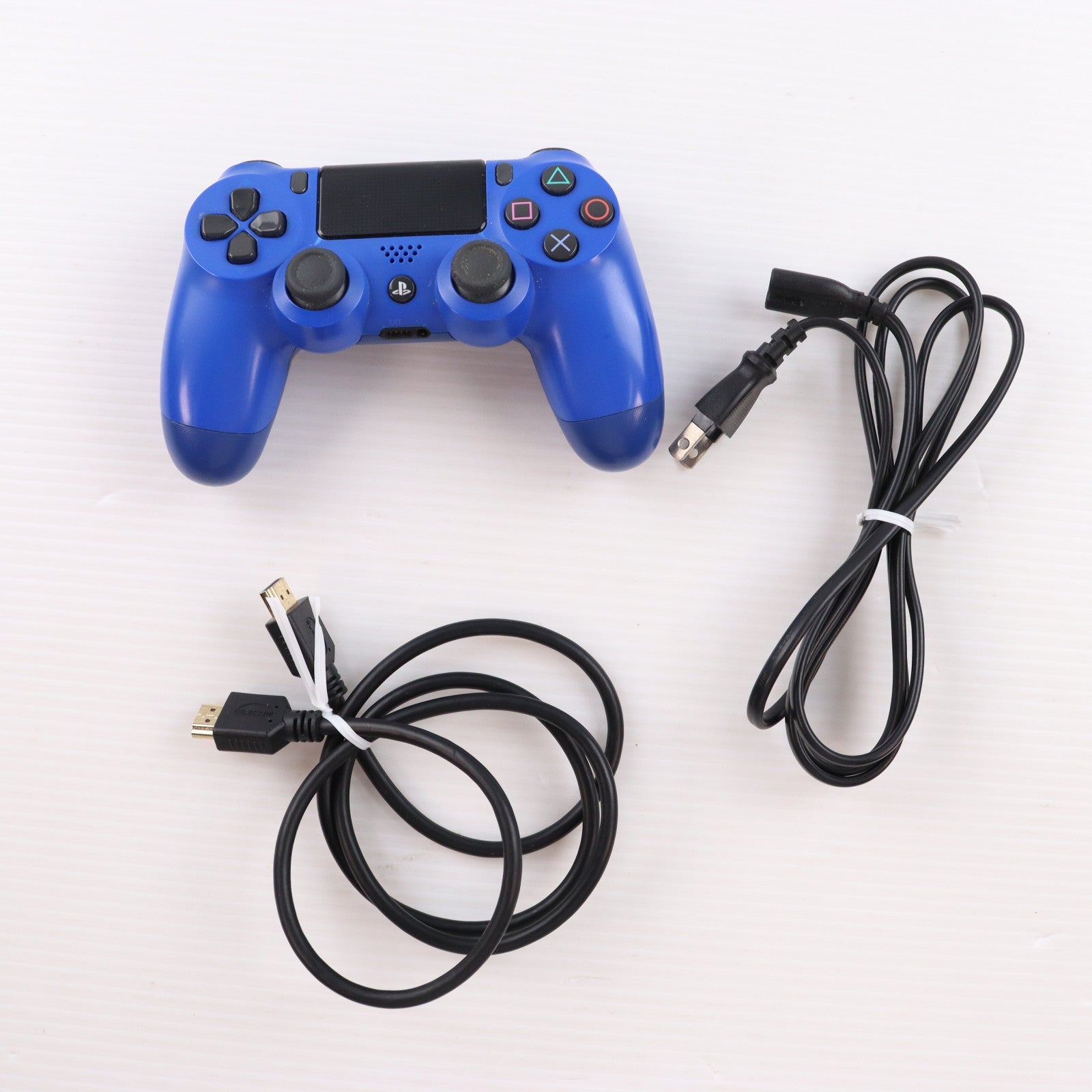 【中古即納】[PS4] (本体) PlayStation 4 Pro(プレイステーション4 プロ) ジェット・ブラック 1TB SIE(CUH-7200BB01)(20180927)