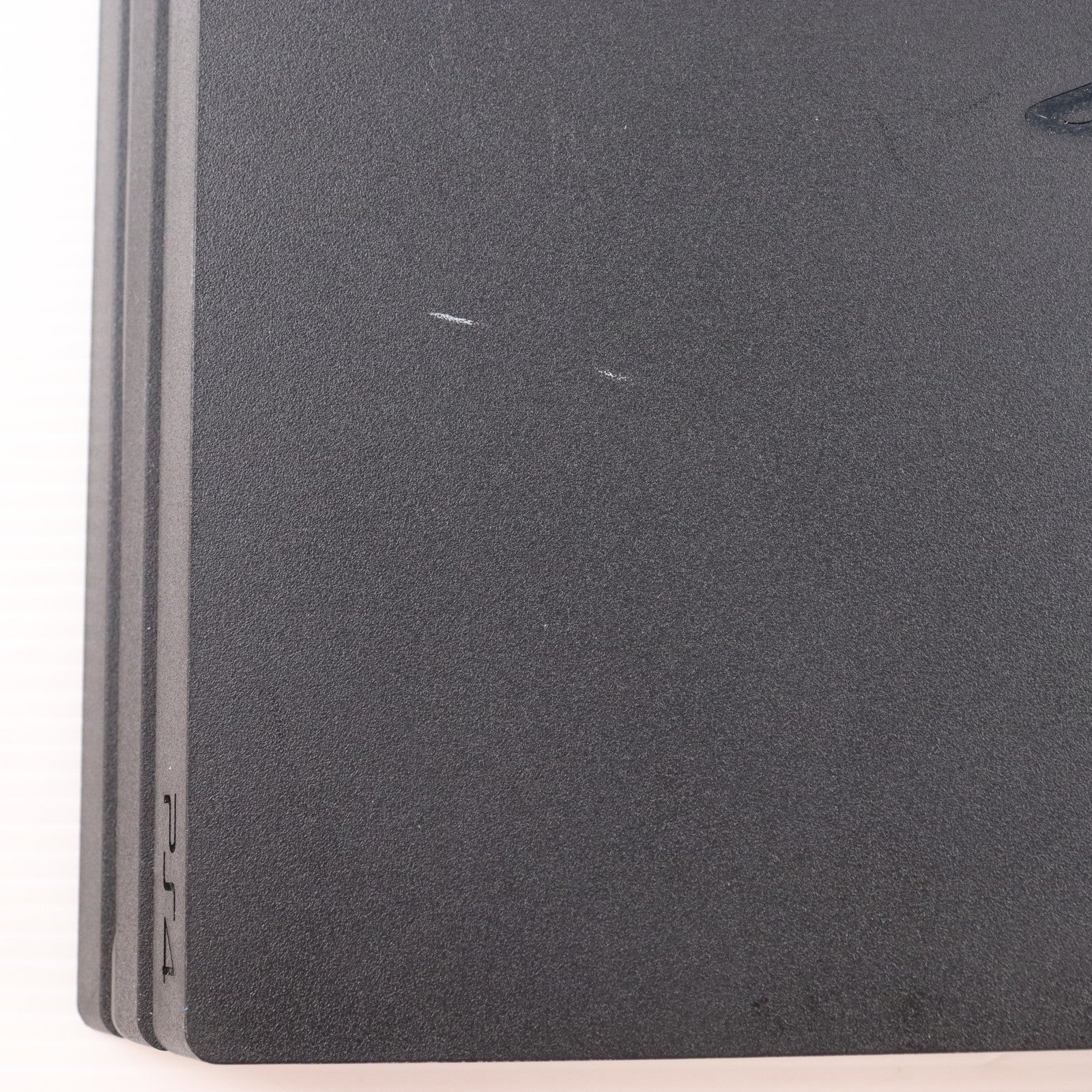 【中古即納】[PS4] (本体) PlayStation 4 Pro(プレイステーション4 プロ) ジェット・ブラック 1TB SIE(CUH-7200BB01)(20180927)