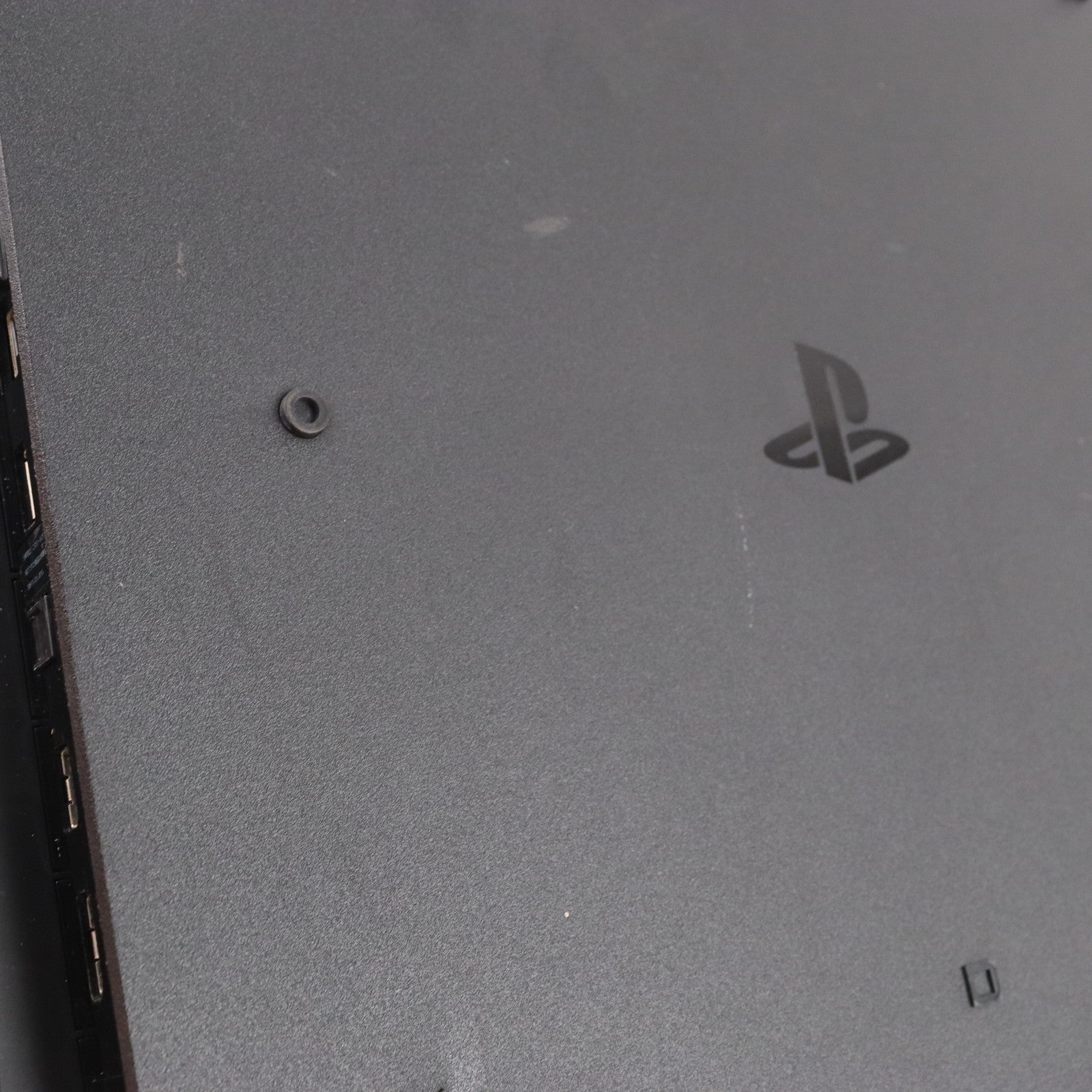 【中古即納】[PS4] (本体) PlayStation 4 Pro(プレイステーション4 プロ) ジェット・ブラック 1TB SIE(CUH-7200BB01)(20180927)