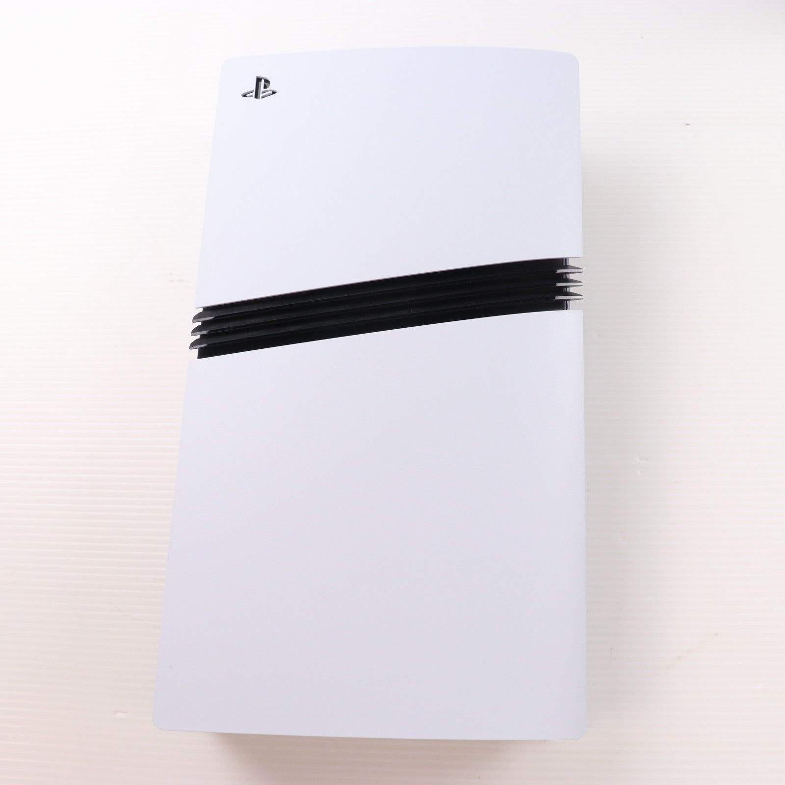 【中古即納】[PS5] (本体) PlayStation5 Pro(プレイステーション5 プロ) SIE(CFI-7000B01)(20241107)