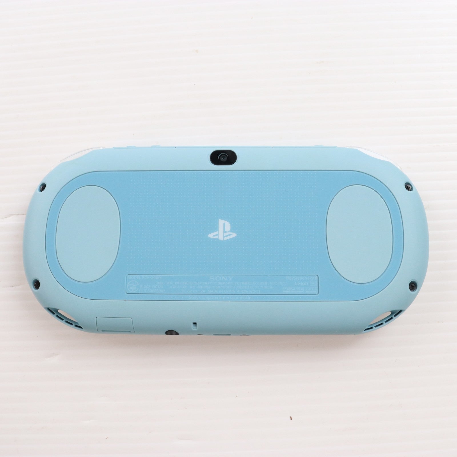 【中古即納】[PSVita] (本体) PlayStation Vita(プレイステーション ヴィータ) Wi-Fiモデル ライトブルー/ホワイト SCE(PCH-2000ZA14)(20131010)