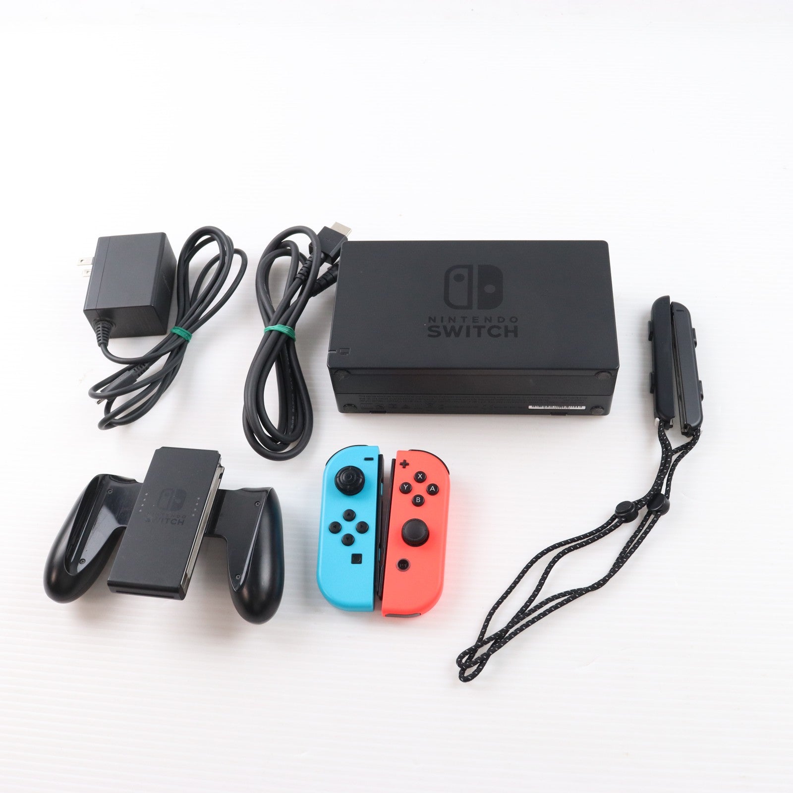 【中古即納】[Switch] (本体) Nintendo Switch(ニンテンドースイッチ) Joy-Con(L) ネオンブルー/R ネオンレッド 任天堂(HAC-S-KABAA)(20170303)