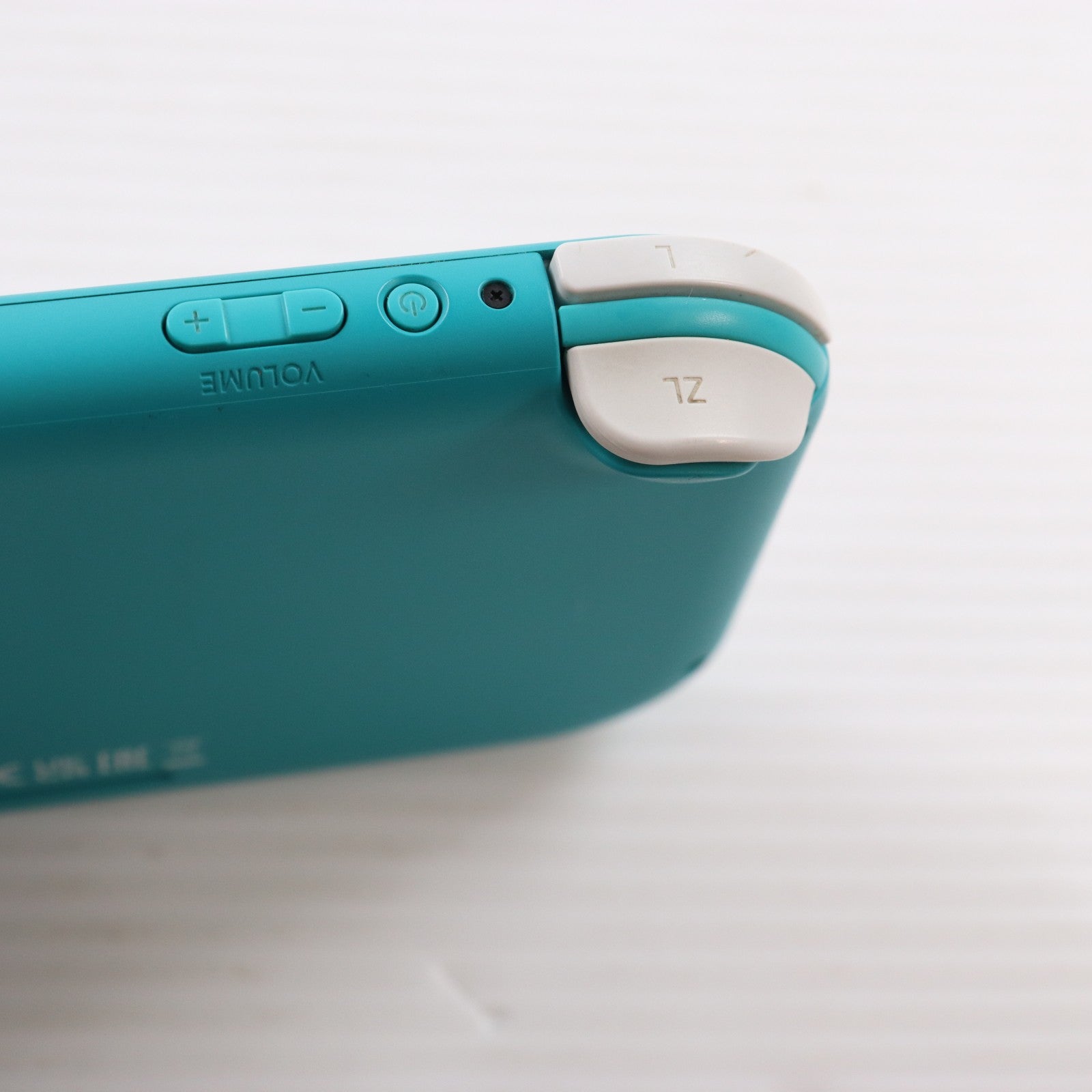 【中古即納】[Switch] (本体) Nintendo Switch Lite(ニンテンドースイッチライト) ターコイズ 任天堂(HDH-S-BAZAA)(20190920)