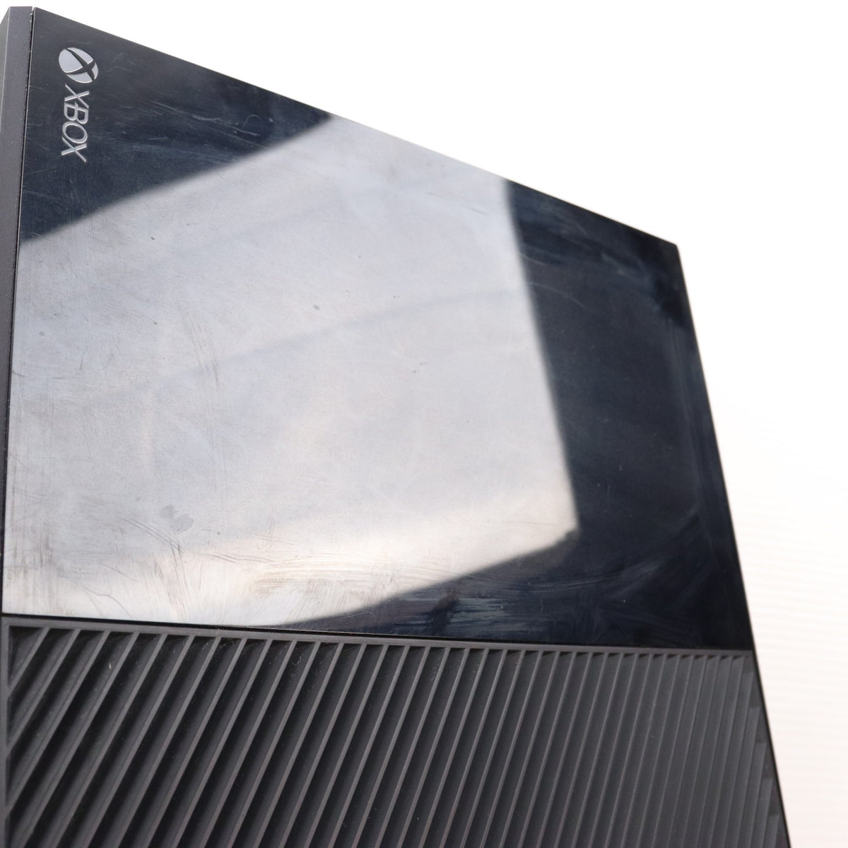 【中古即納】[XboxOne] (本体) Xbox One + Kinect(Day One エディション) 日本マイクロソフト(6RZ-00030)(20140904)