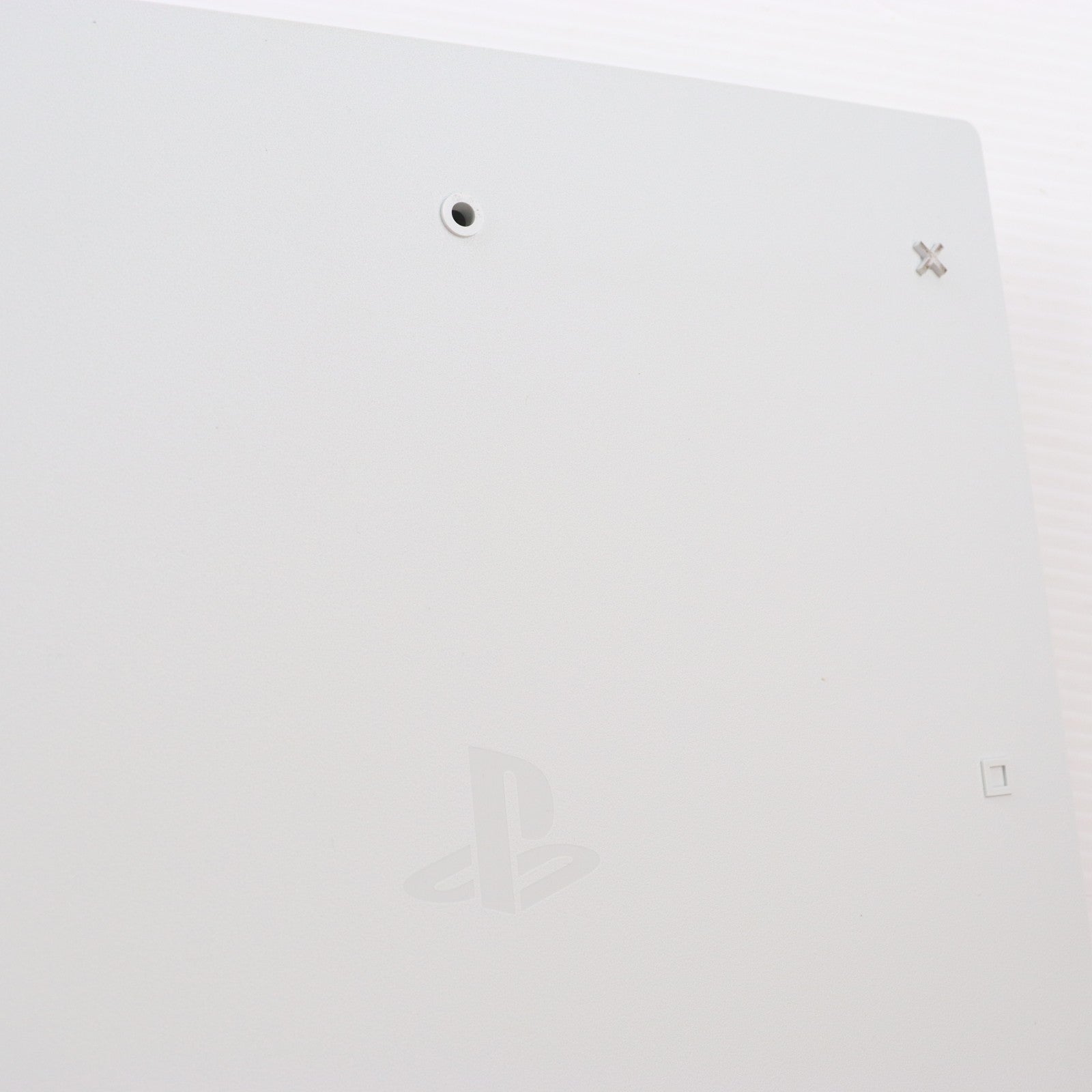 【中古即納】[PS4] (本体) PlayStation 4 Pro(プレイステーション4 プロ) グレイシャー・ホワイト 1TB SIE(CUH-7200BB02)(20181012)