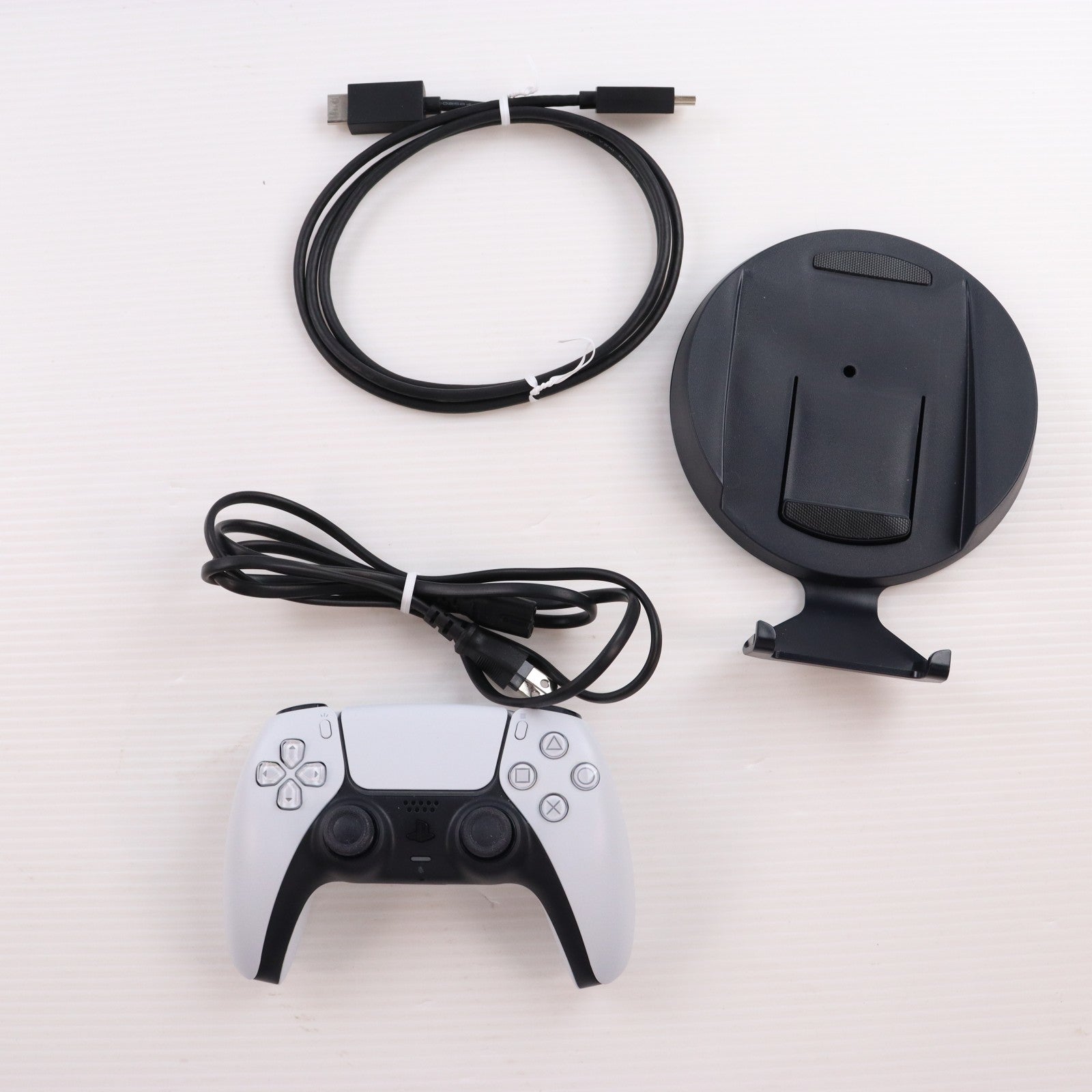 【中古即納】[PS5] (本体) PlayStation 5(プレイステーション5) SIE(CFI-1200A01)(20220915)