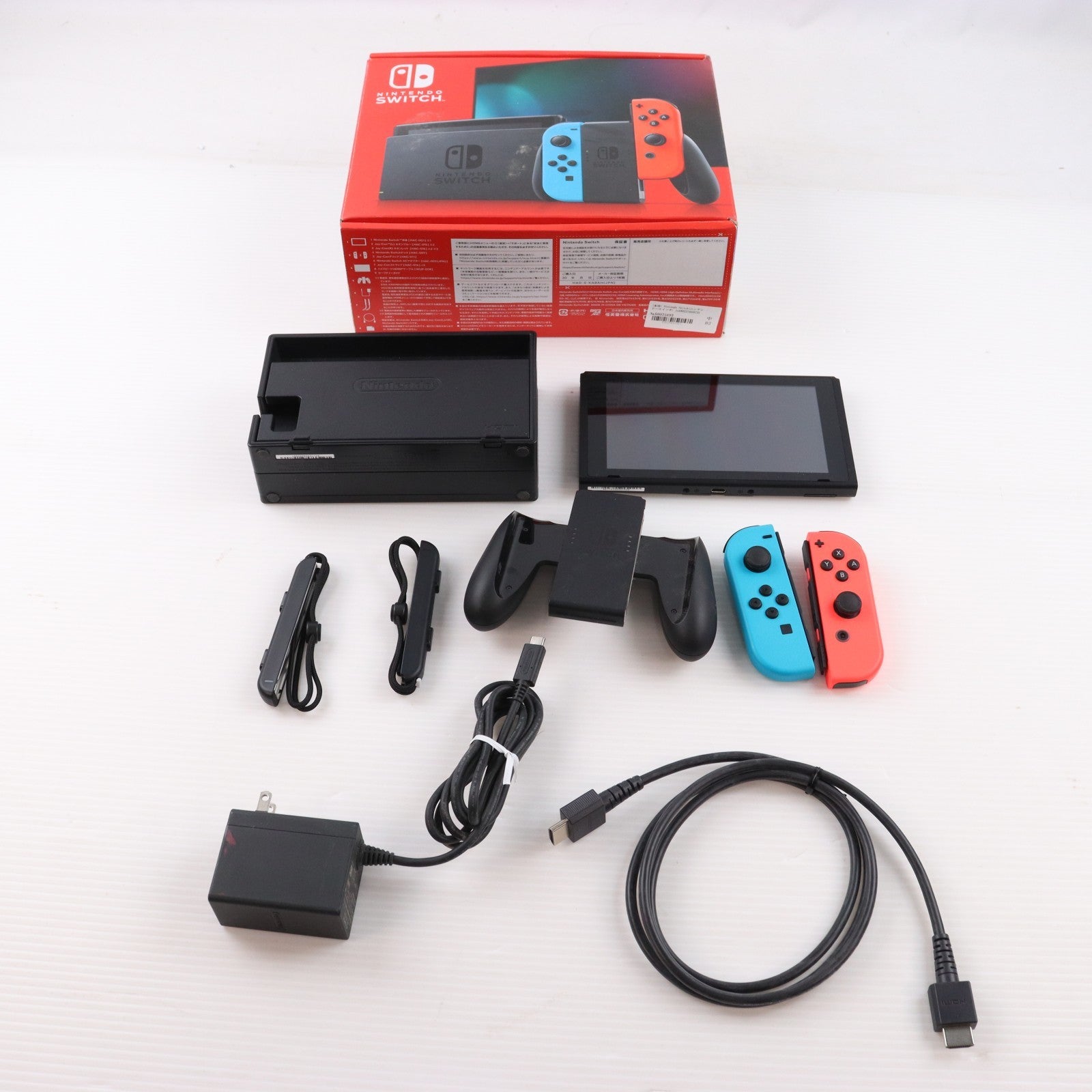 【中古即納】[Switch] (本体) Nintendo Switch(ニンテンドースイッチ) Joy-Con(L) ネオンブルー/R ネオンレッド 任天堂(HAD-S-KABAH)(20190830)