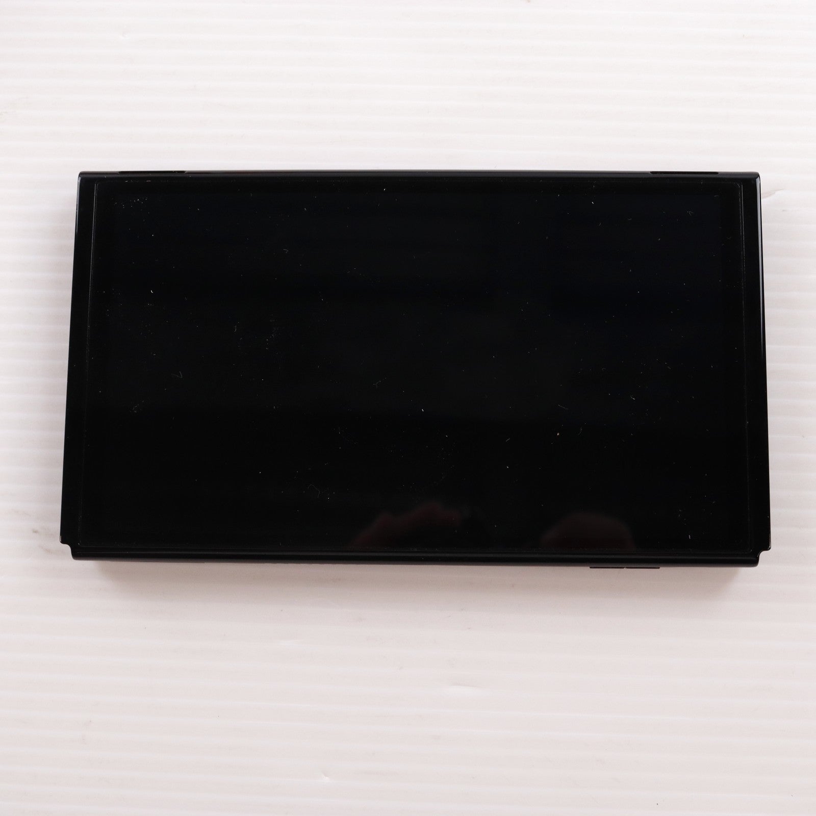 【中古即納】[Switch] (本体) Nintendo Switch(ニンテンドースイッチ) 有機ELモデル Joy-Con(L)/(R) ホワイト 任天堂(HEG-S-KAAAA)(20211008)