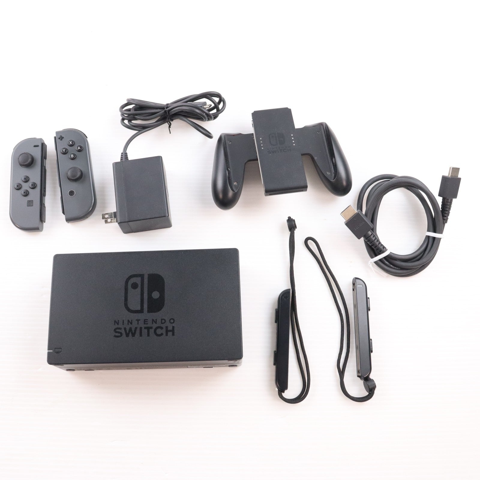 【中古即納】[Switch] (本体) Nintendo Switch(ニンテンドースイッチ) Joy-Con(L)/R グレー 任天堂(HAC-S-KAAAA)(20170303)