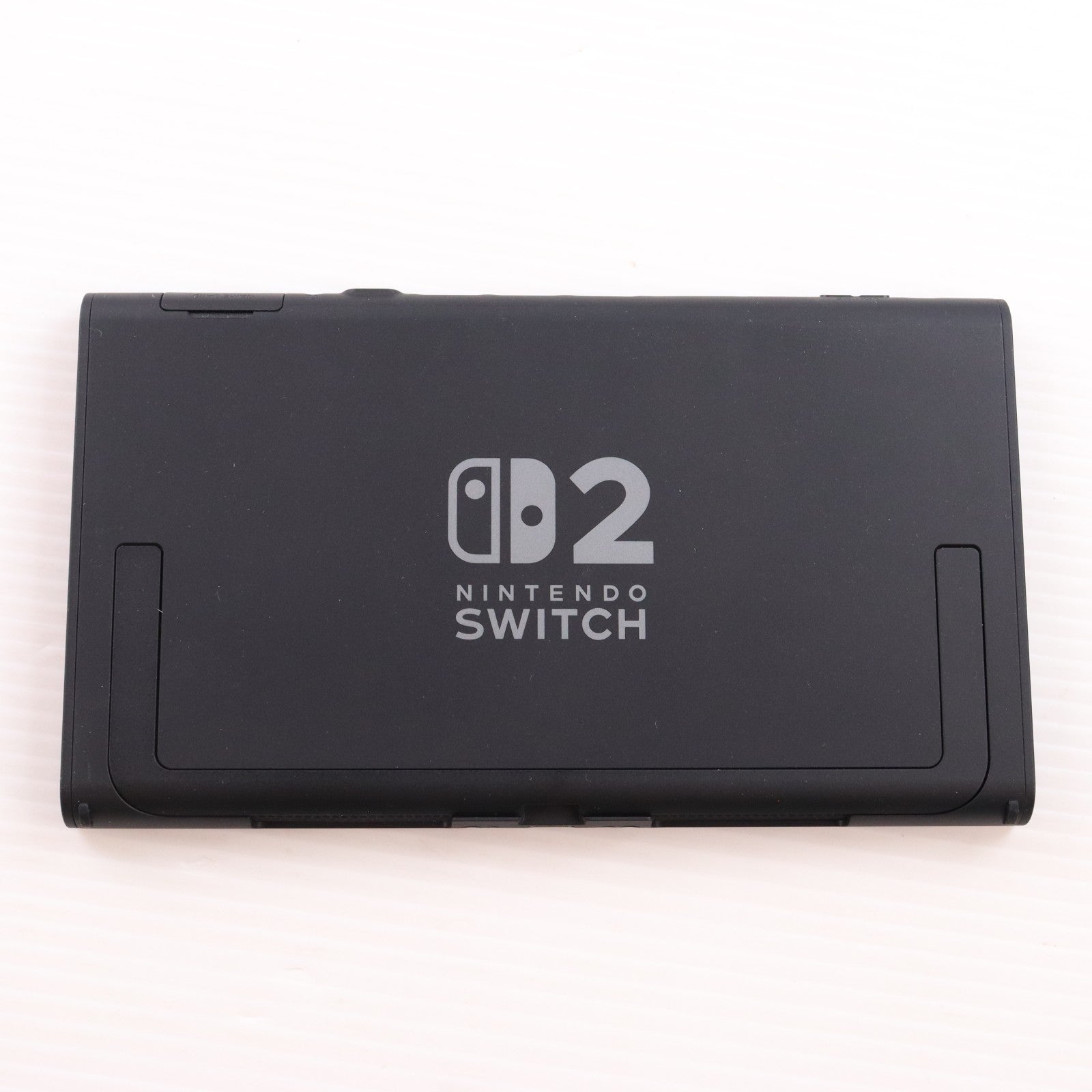 【中古即納】[Switch2] (本体) Nintendo Switch 2(ニンテンドースイッチ2)(日本語・国内専用) 任天堂(BEE-S-KB6CA)(20250605)