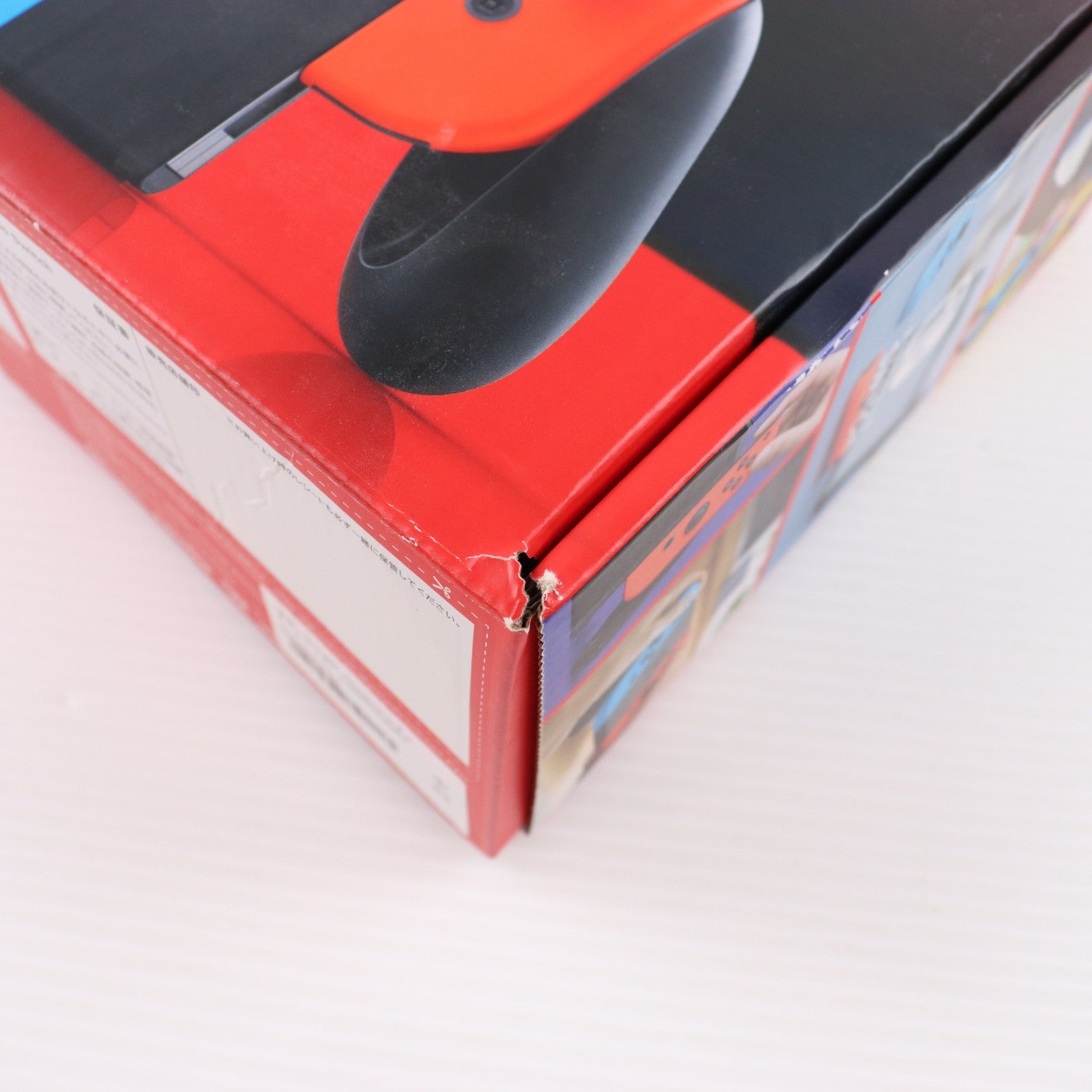 【中古即納】[Switch] (本体) Nintendo Switch(ニンテンドースイッチ) Joy-Con(L) ネオンブルー/(R) ネオンレッド 任天堂(HAD-S-KABAA)(20190830)