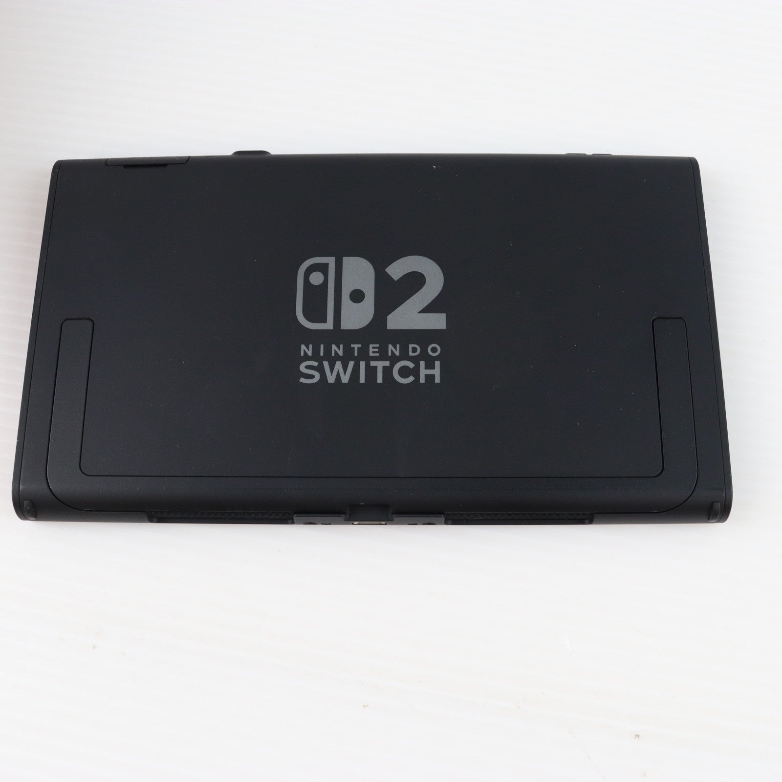 【中古即納】[Switch2] (本体)(ソフト無し) Nintendo Switch 2(ニンテンドースイッチ2)(日本語・国内専用) マリオカート ワールド セット 任天堂(BEE-S-KB6PA)(20250605)